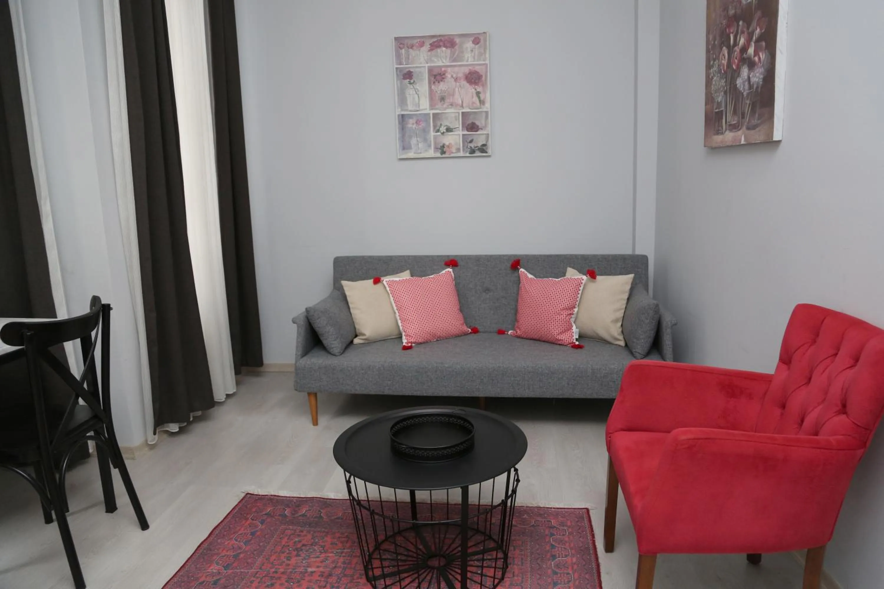 Dining area in Ditto Flats