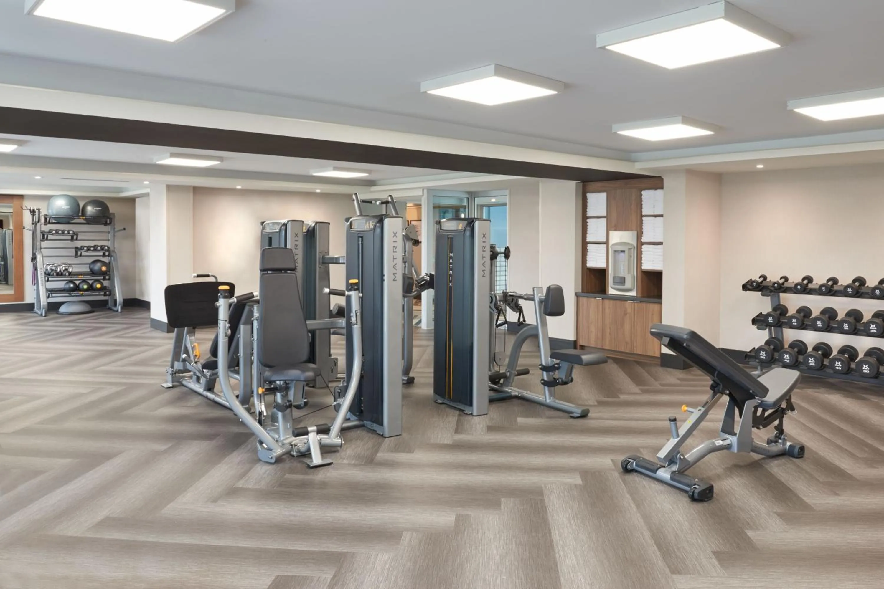 Fitness centre/facilities in Four Points by Sheraton Point Edward Sarnia