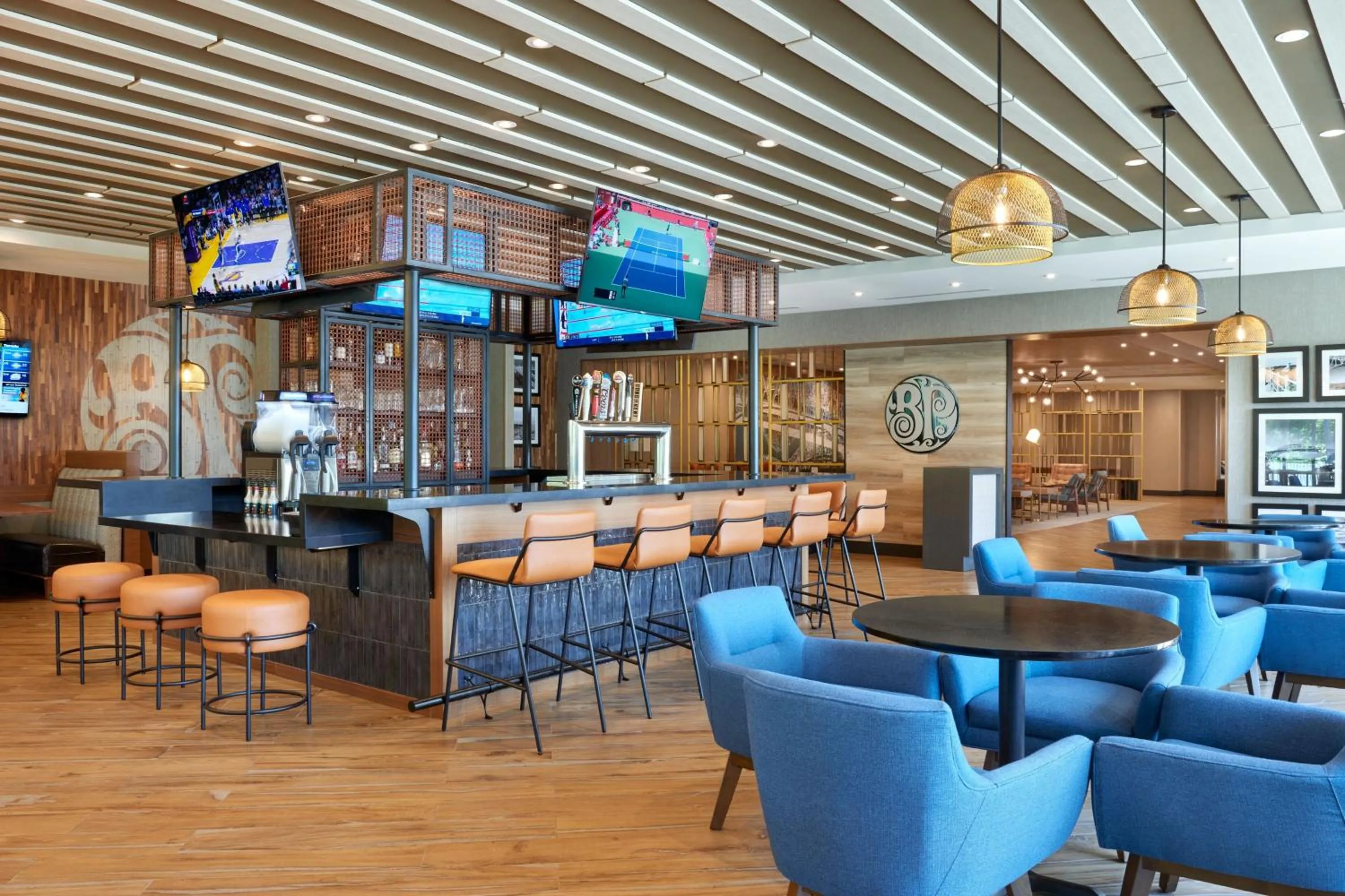 Restaurant/places to eat in Four Points by Sheraton Point Edward Sarnia