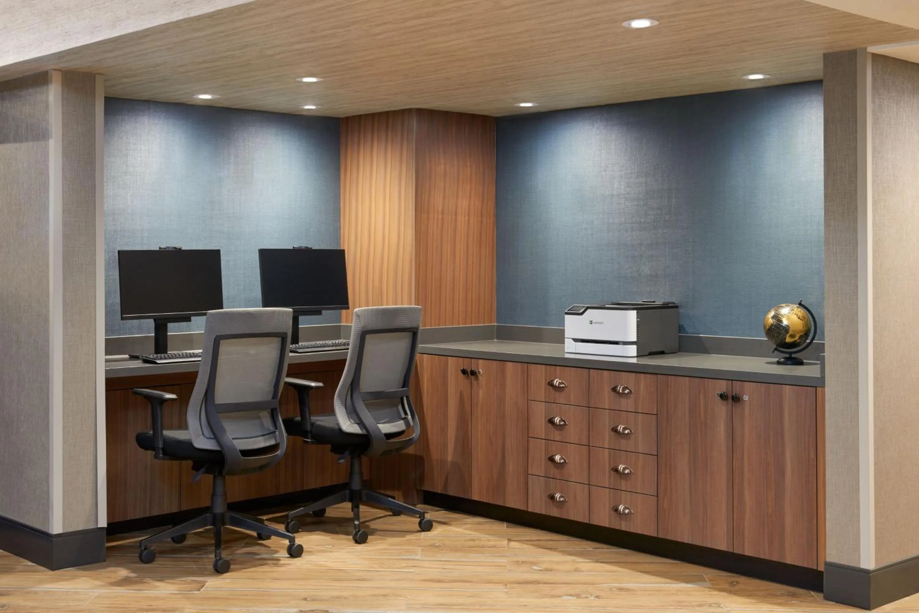 Other in Four Points by Sheraton Point Edward Sarnia