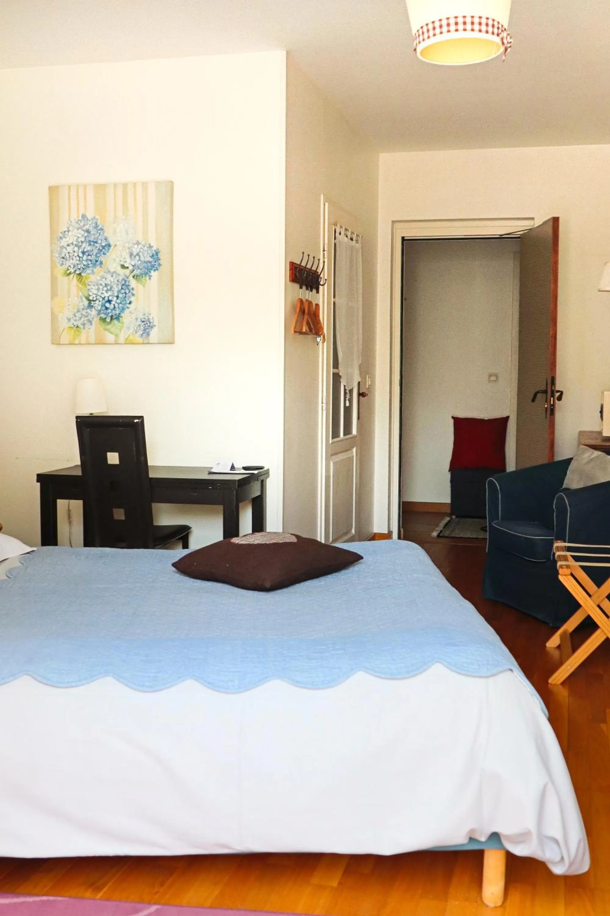 Photo of the whole room, Bed in Logis Hôtel La Villa Boucicaut