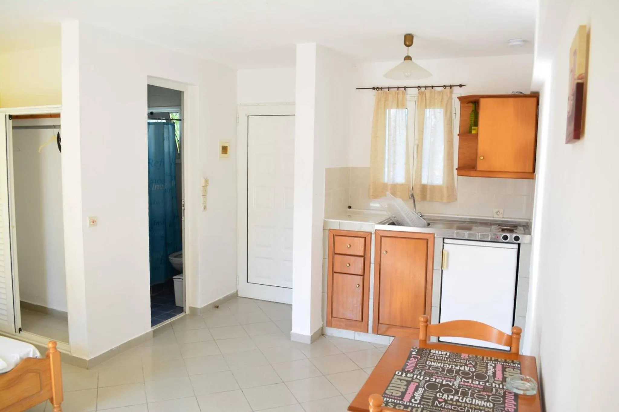 Kitchen or kitchenette in Cavos Beach House