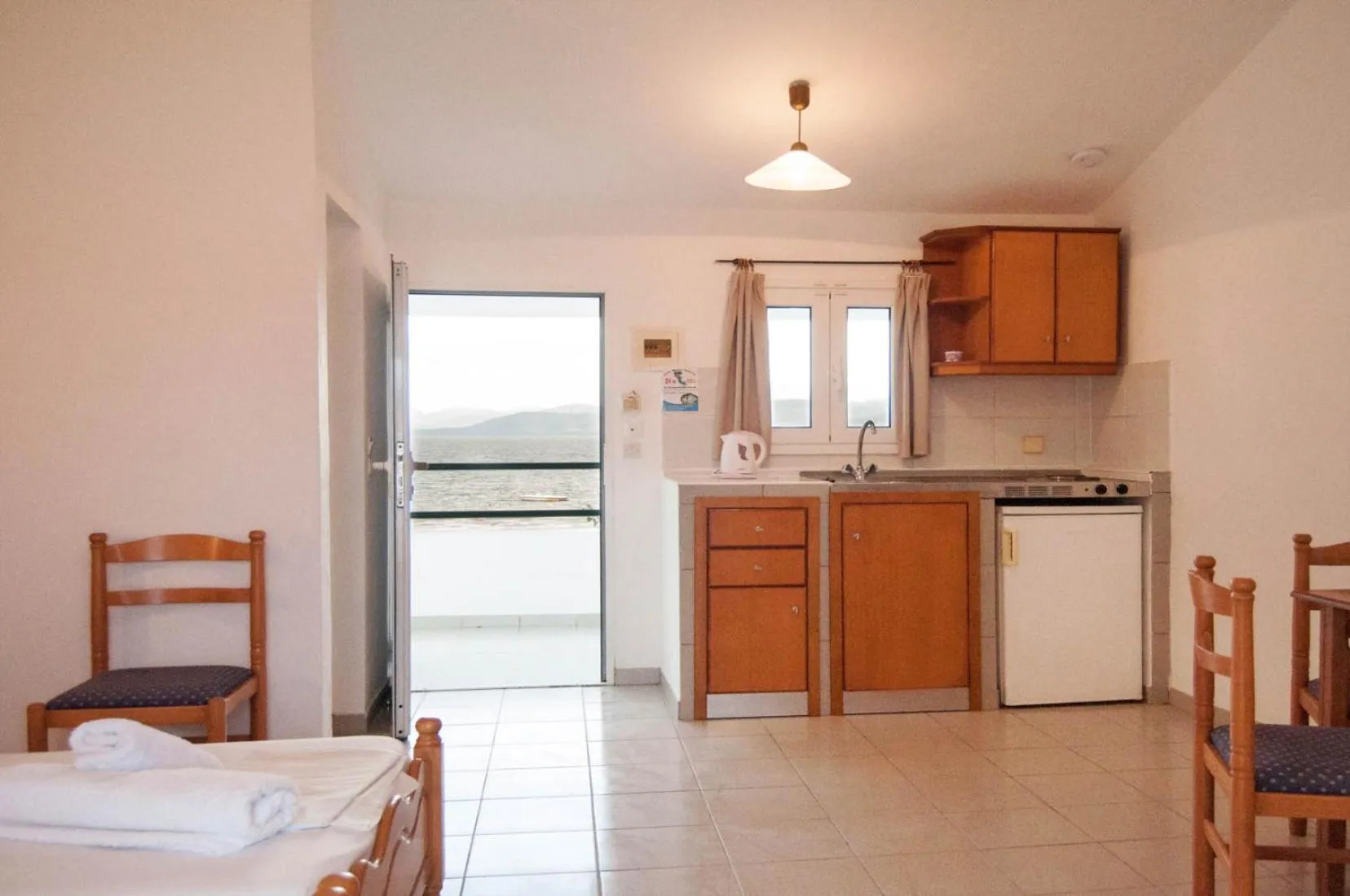 Kitchen or kitchenette in Cavos Beach House