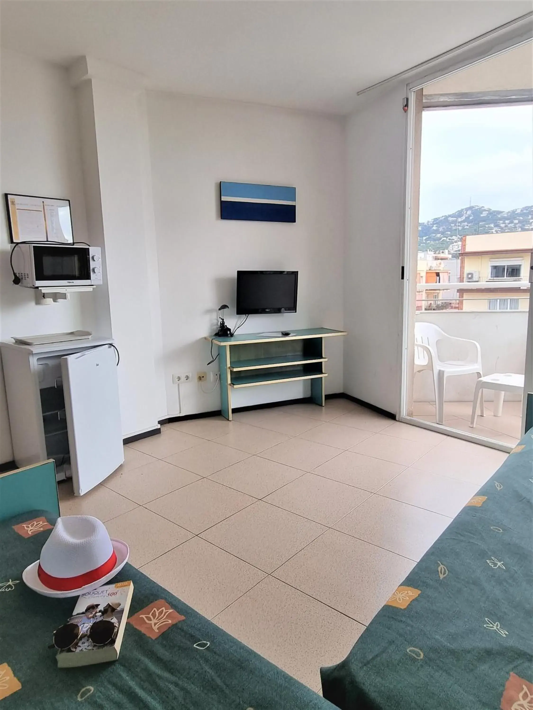 One-Bedroom Apartment in Apartments Lloret Sun One-Bedroom Apartment in Apartments Lloret Sun