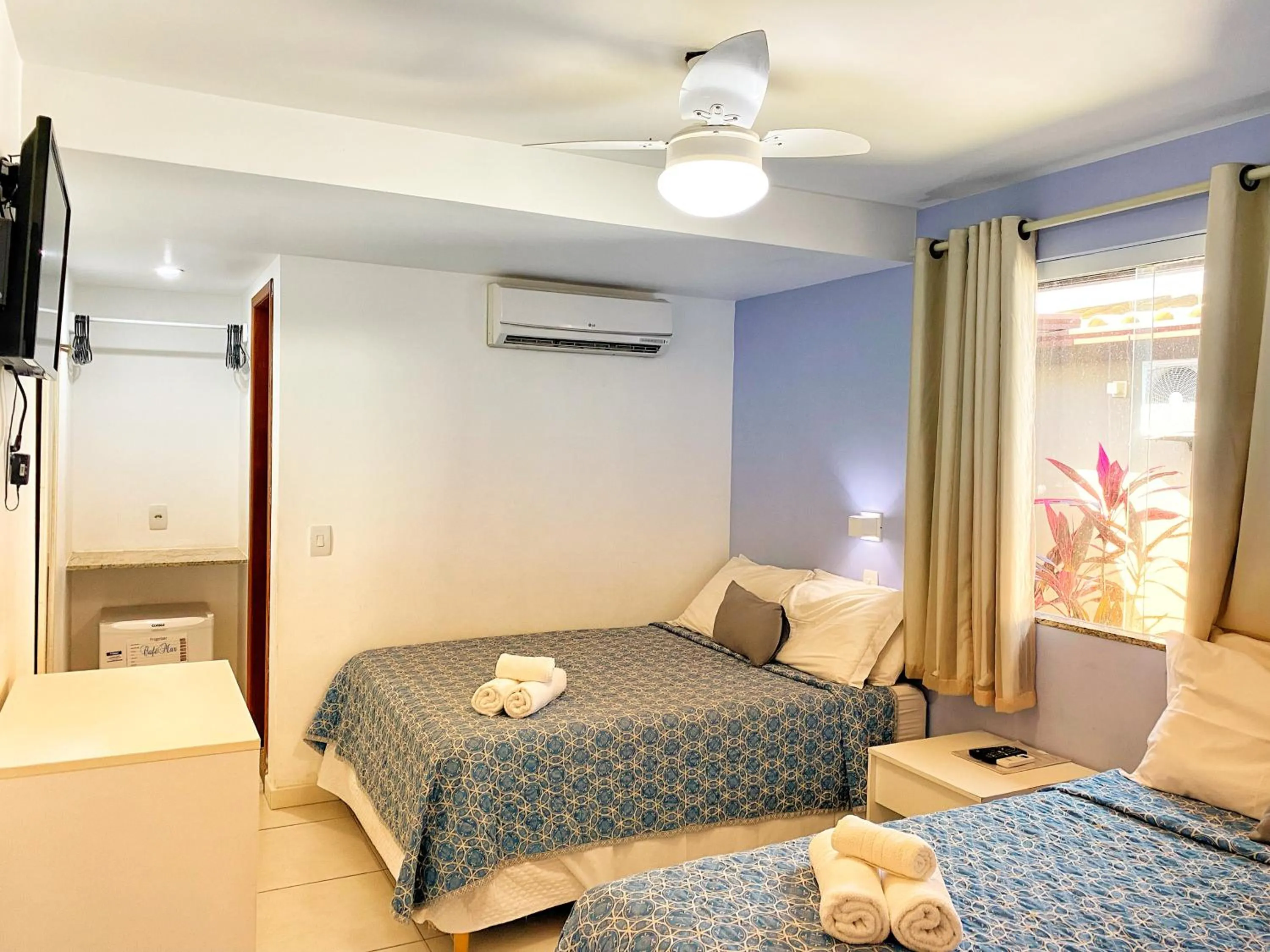 Photo of the whole room, Bed in Pousada CafeMar Búzios