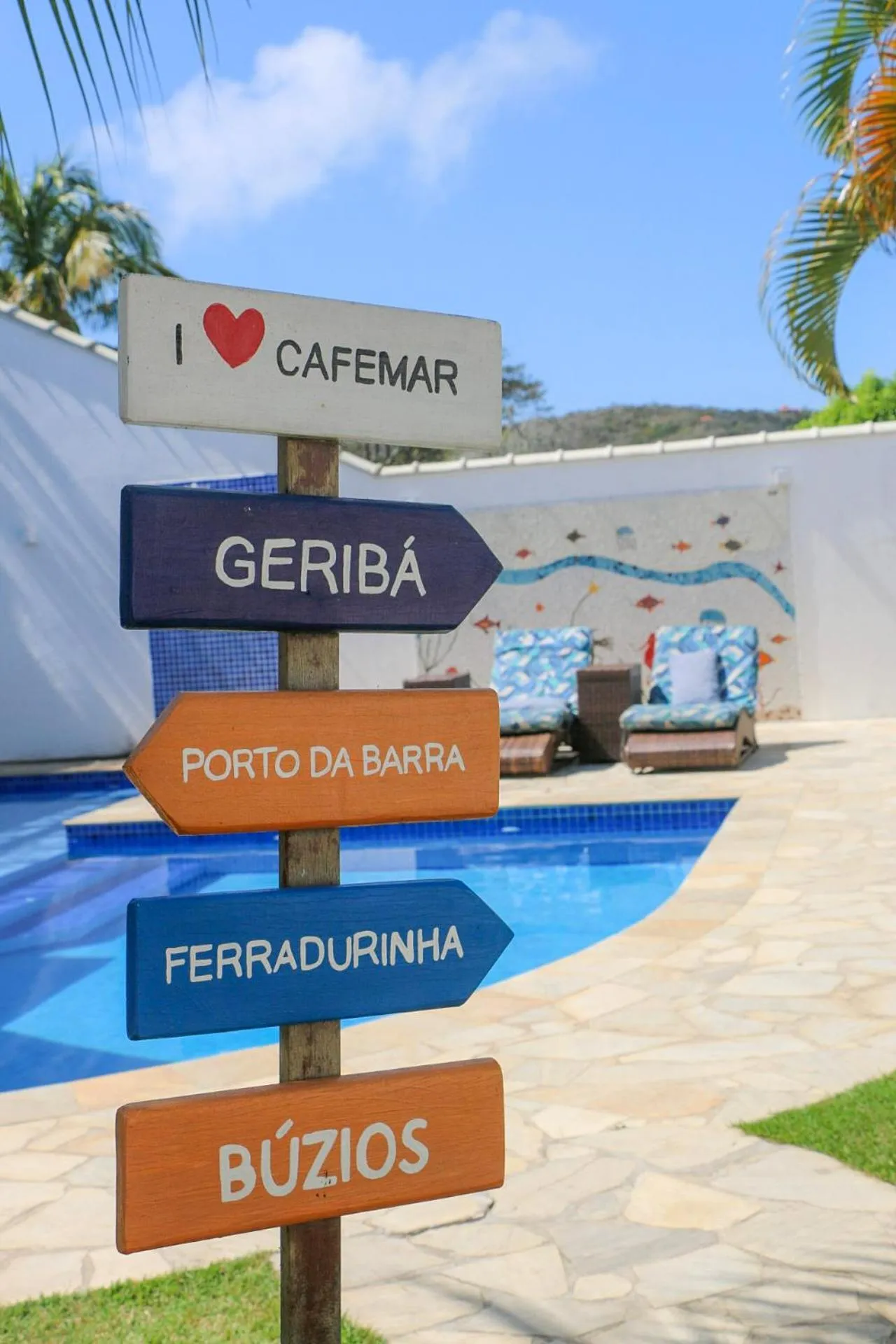 Property logo or sign in Pousada CafeMar Búzios