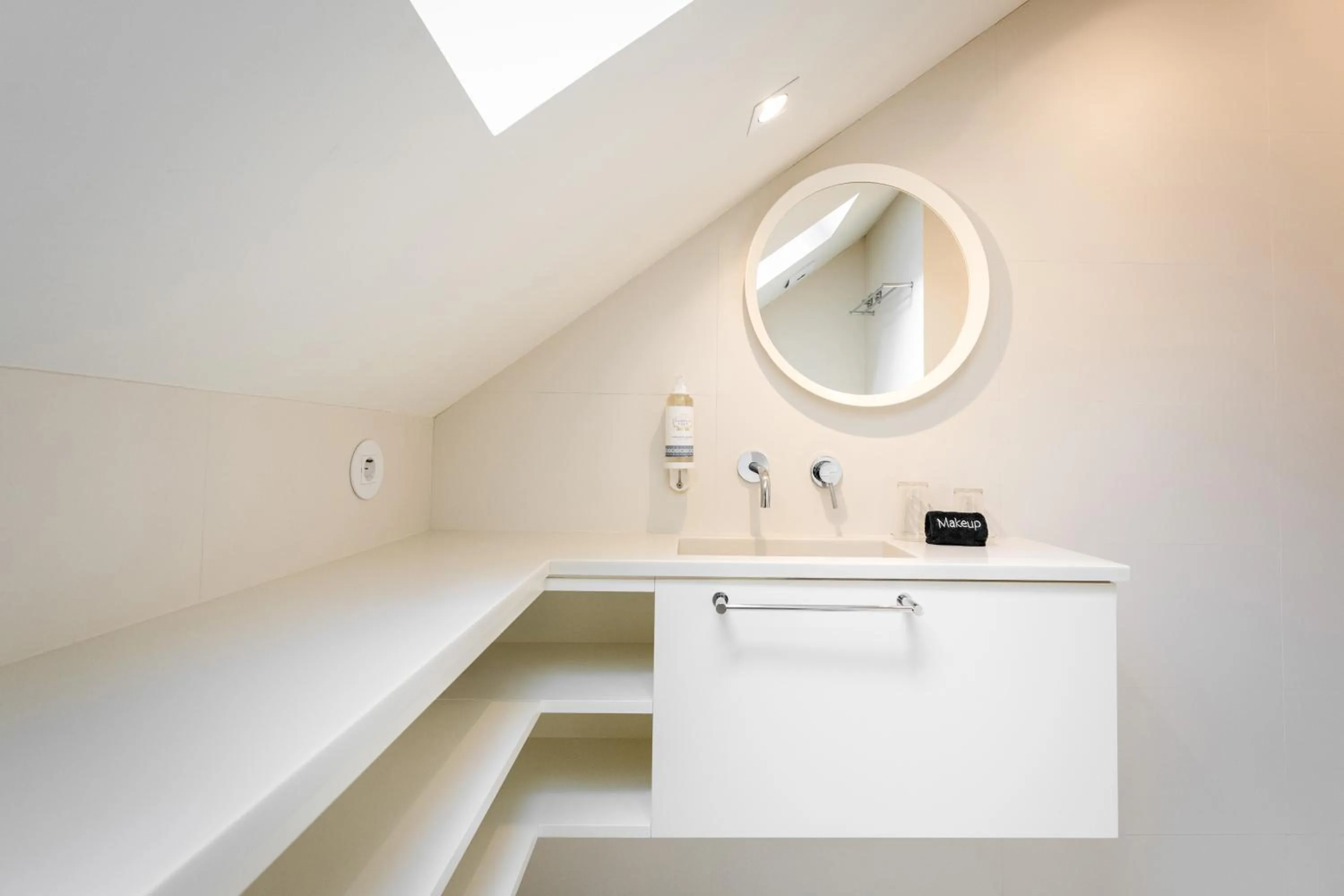 Bathroom in Eighteen21 Houses - Quinta Velha