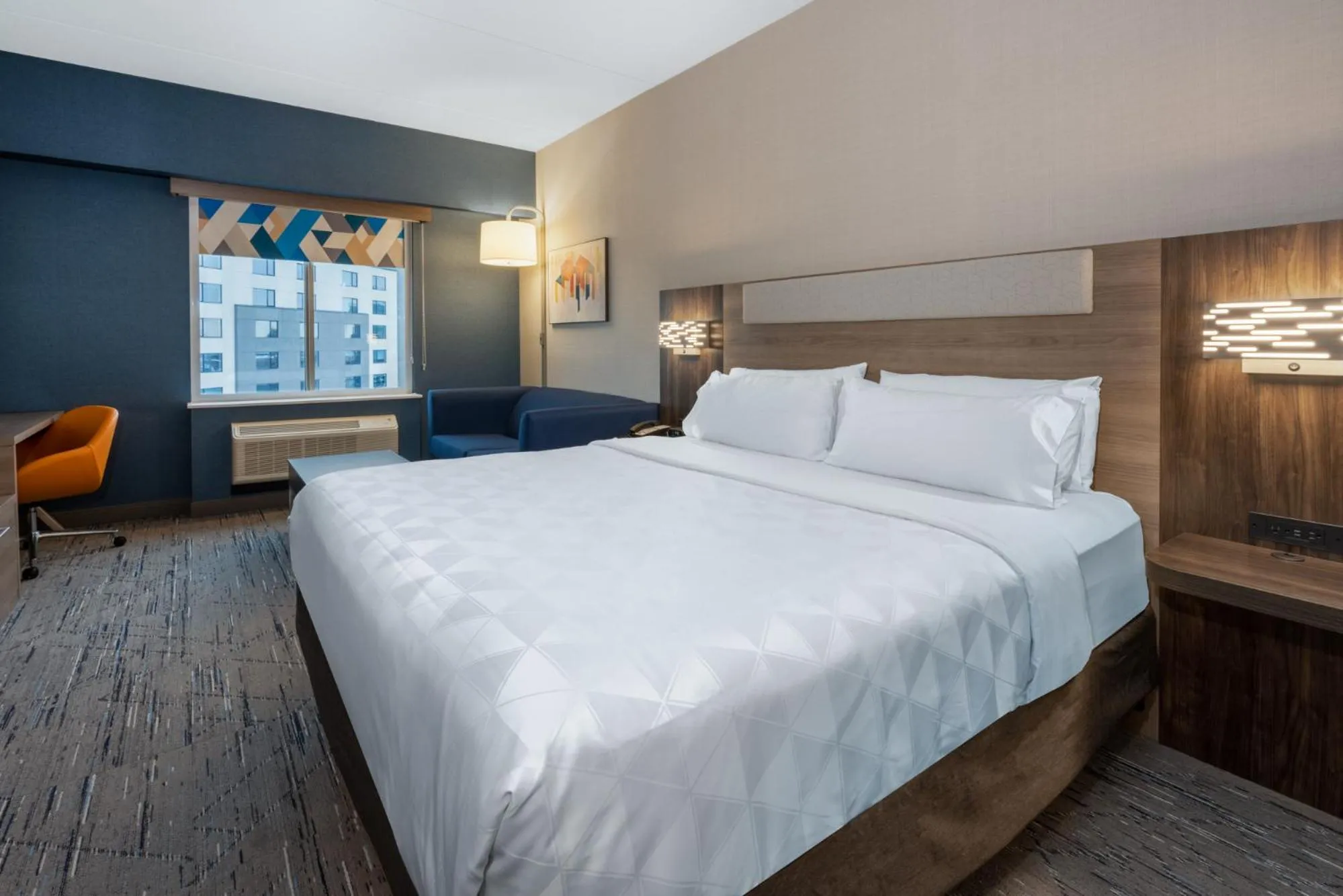 Bedroom, Bed in Holiday Inn Express & Suites Vaughan-Southwest by IHG