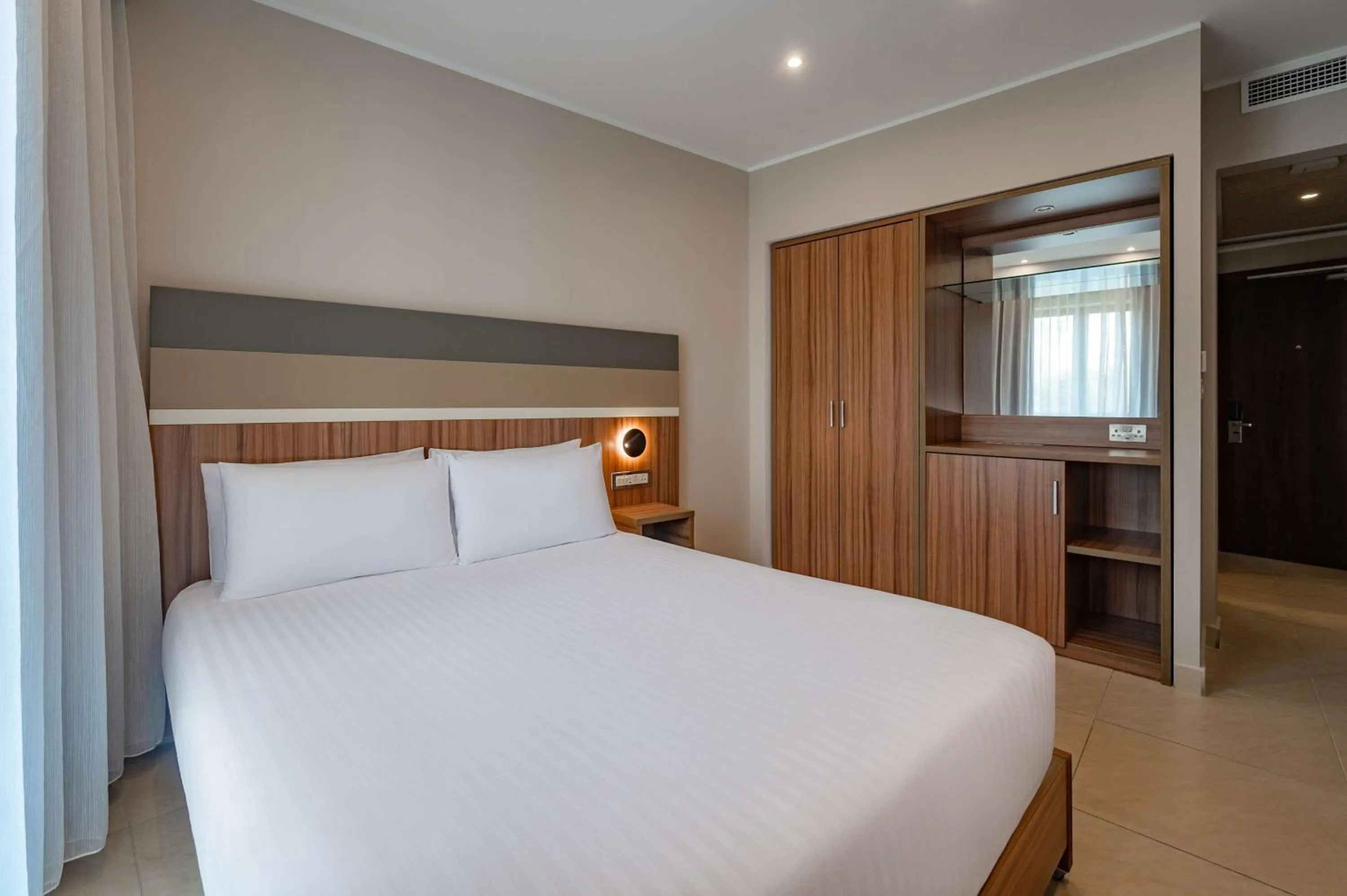 Bed in DoubleTree by Hilton Malta