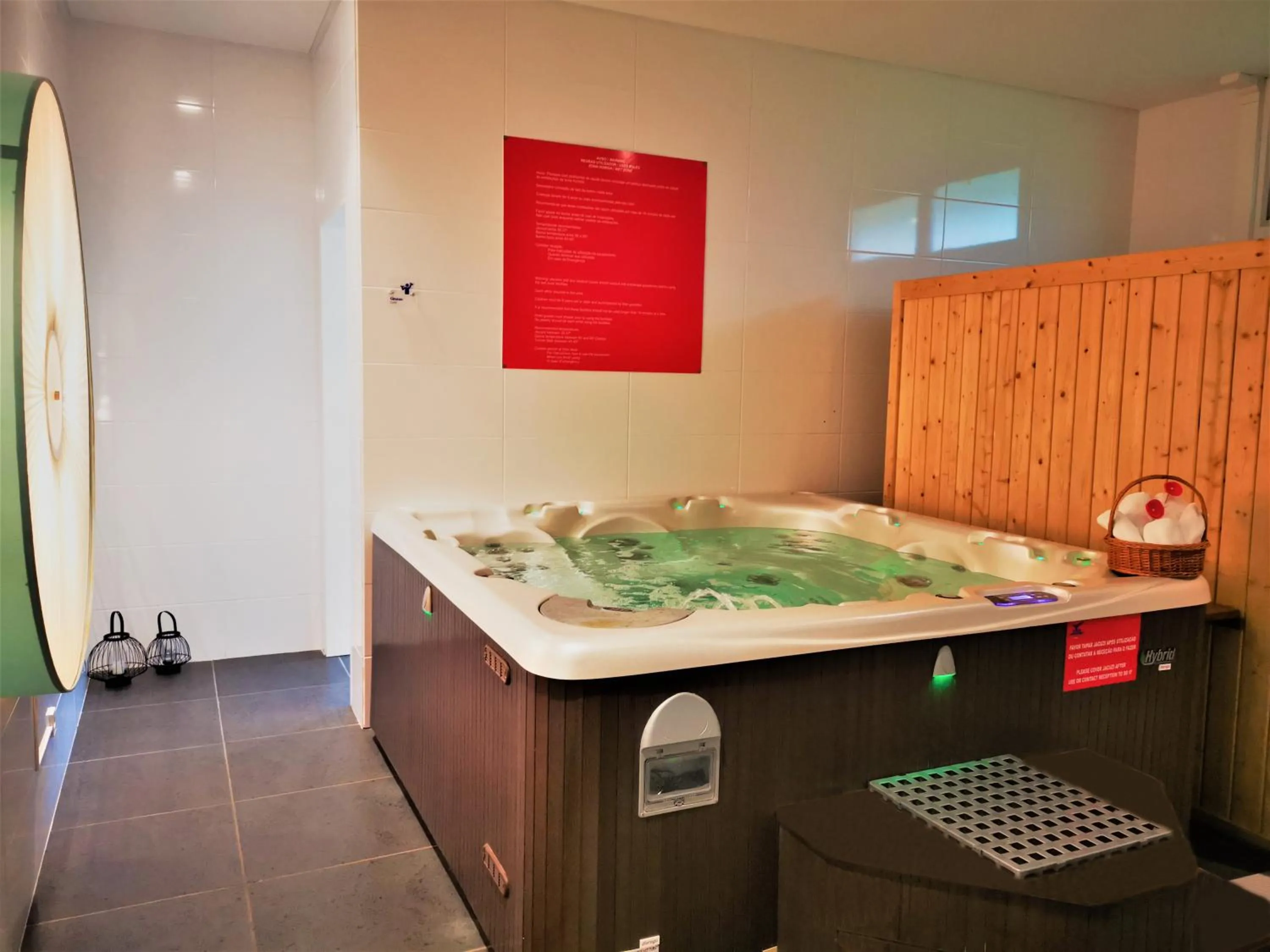 Hot Tub in Whalesbay Hotel Apartamentos