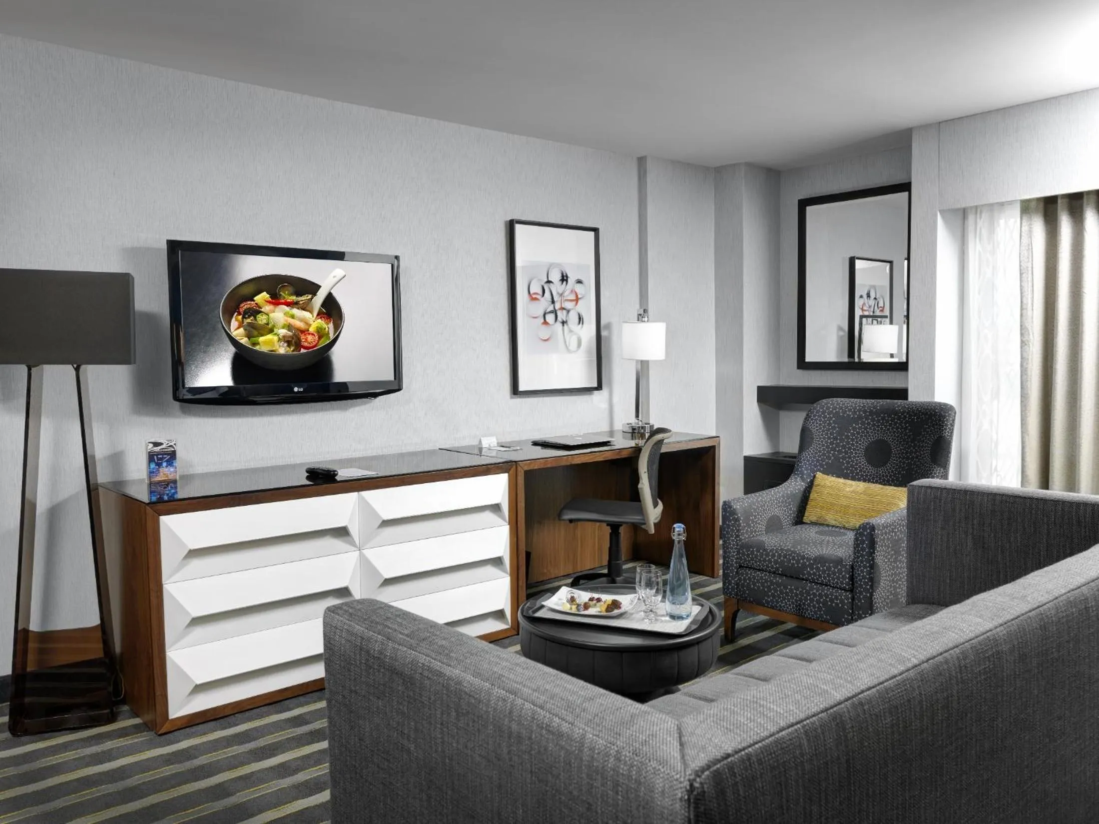 TV and multimedia in Hotel Arts