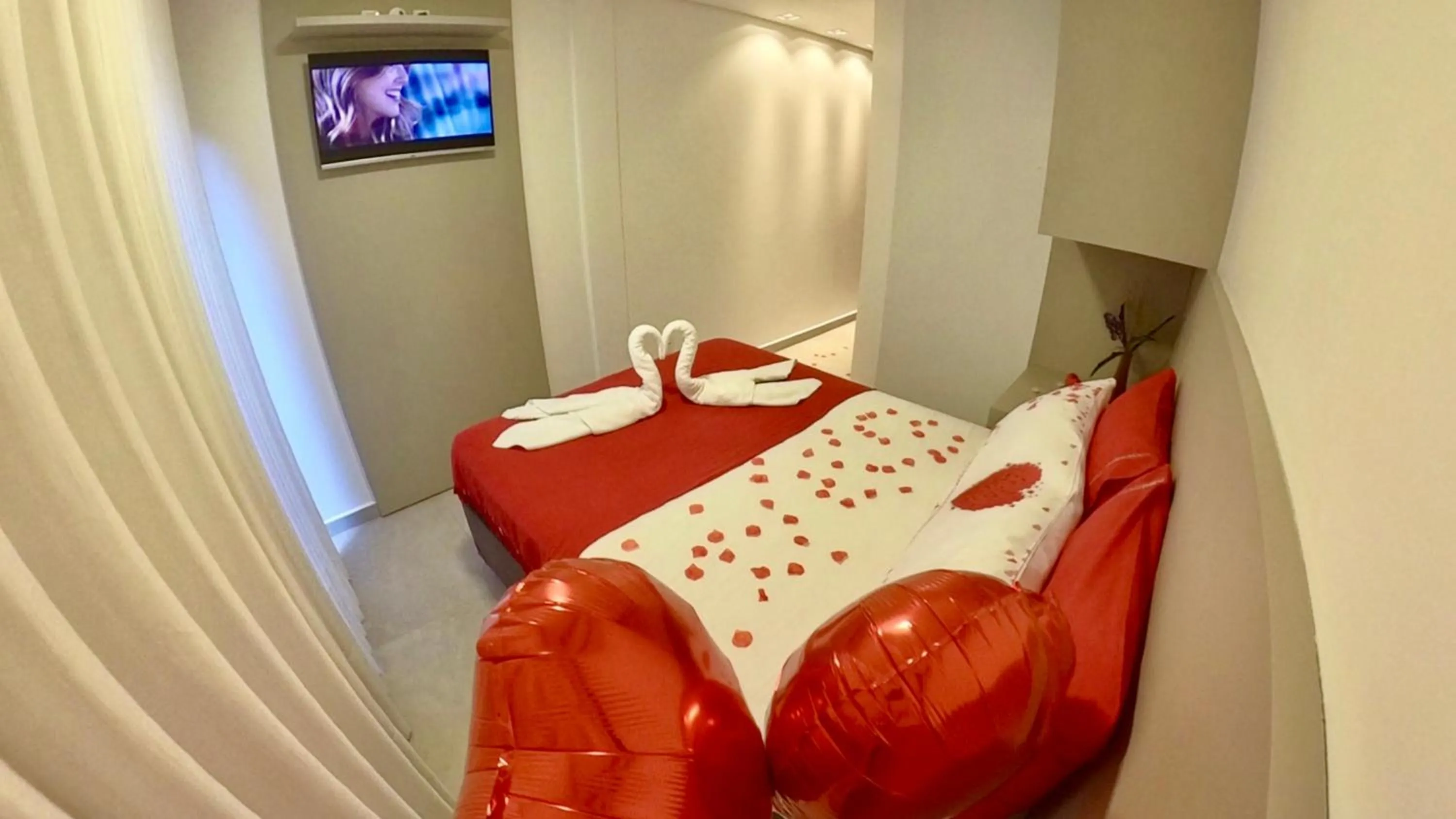 Photo of the whole room, Bed in Hotel Natur Campeche