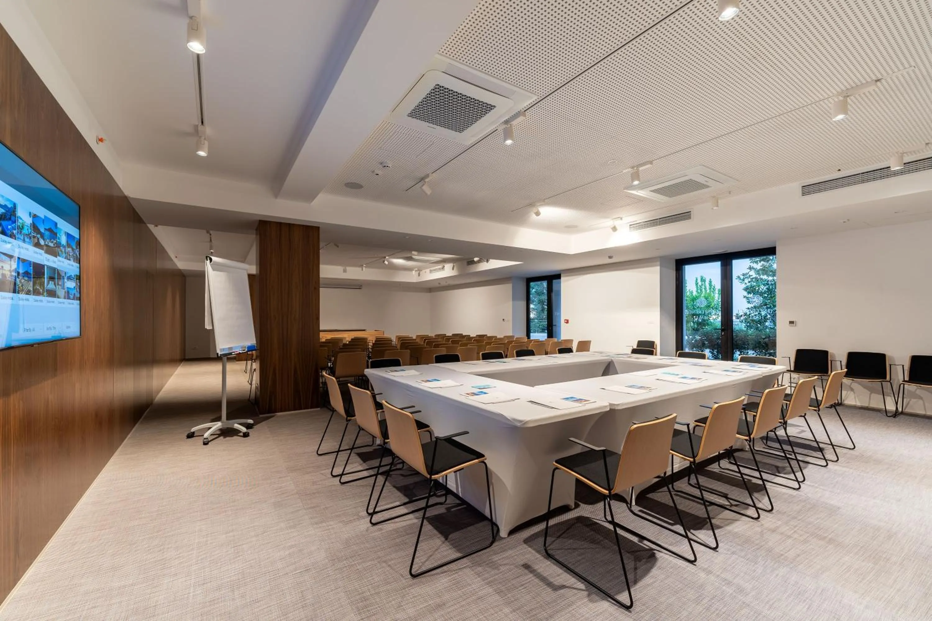Meeting/conference room in Dukley Hotel & Resort
