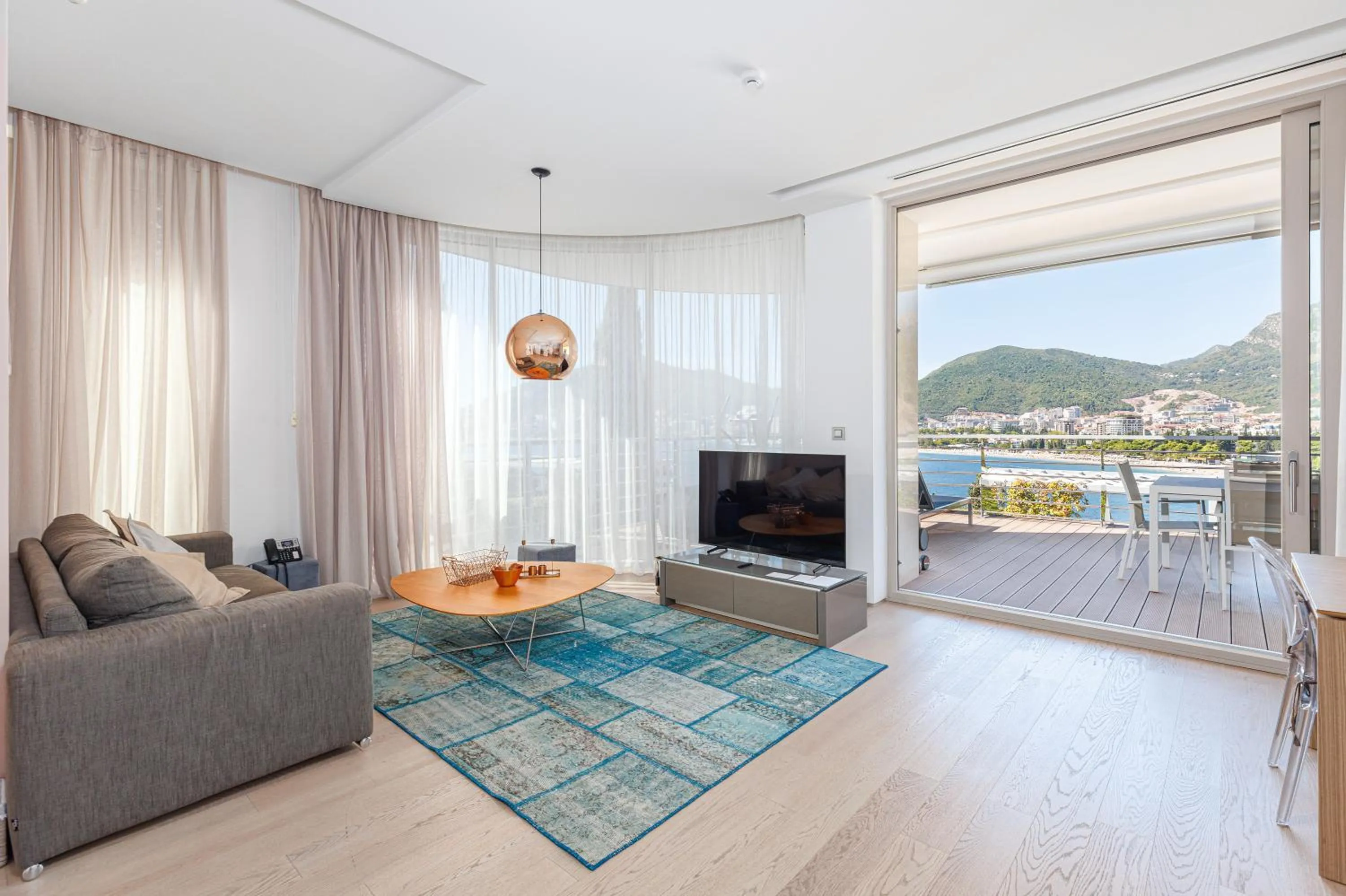 TV and multimedia in Dukley Hotel & Resort