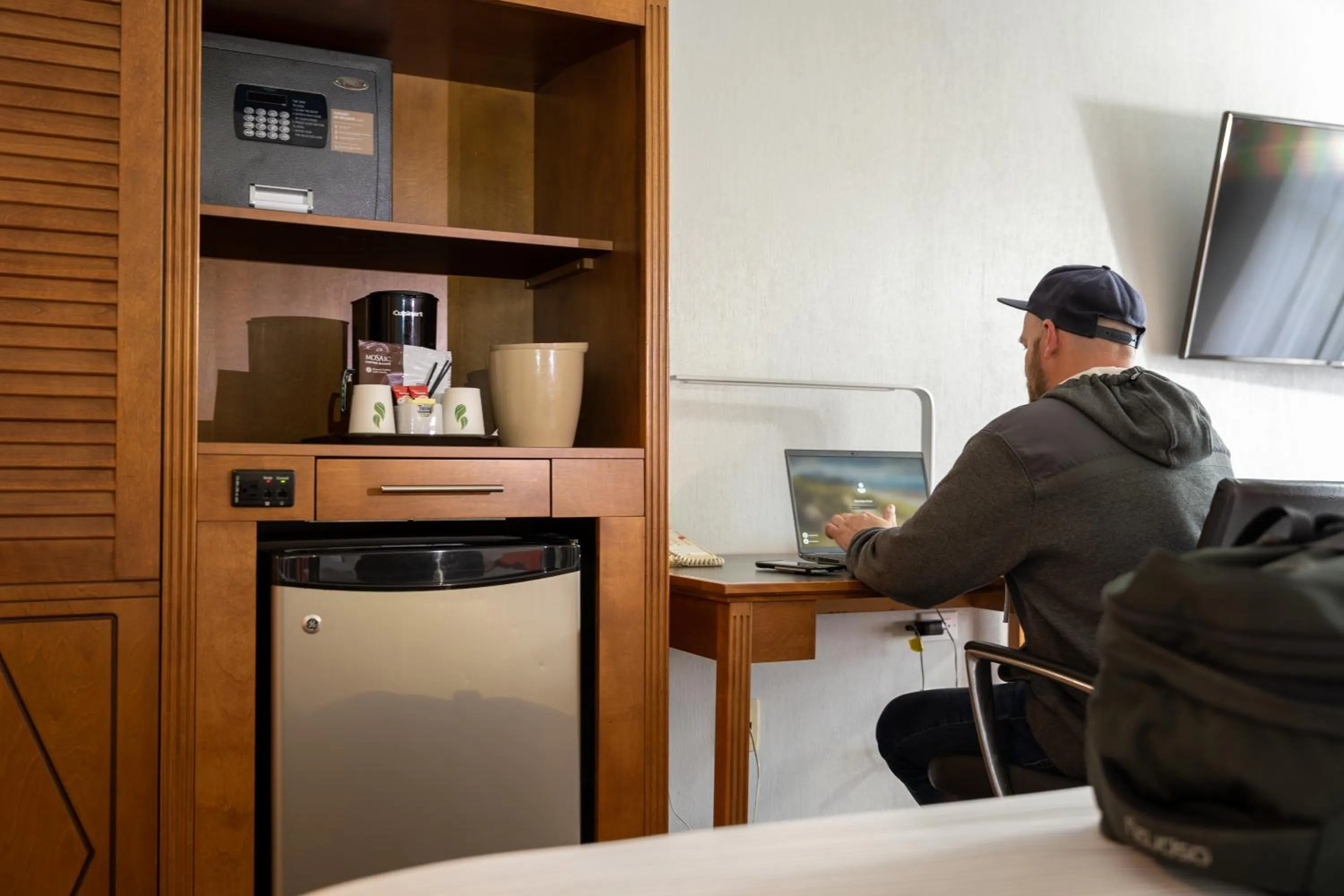 Photo of the whole room in Hôtel Lindbergh par JARO