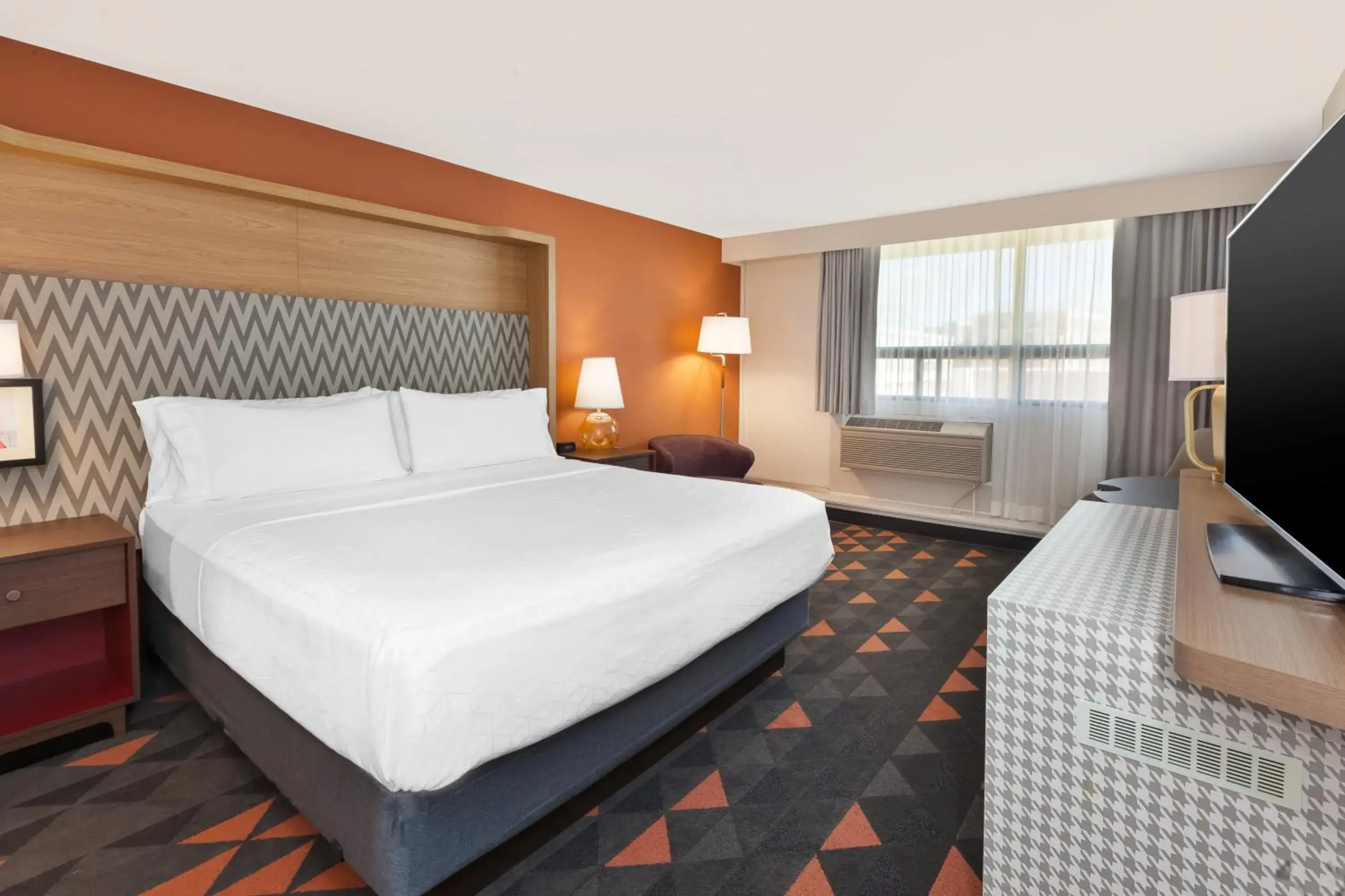 King Suite with Sofa Bed in Holiday Inn St Johns by IHG King Suite with Sofa Bed in Holiday Inn St Johns by IHG