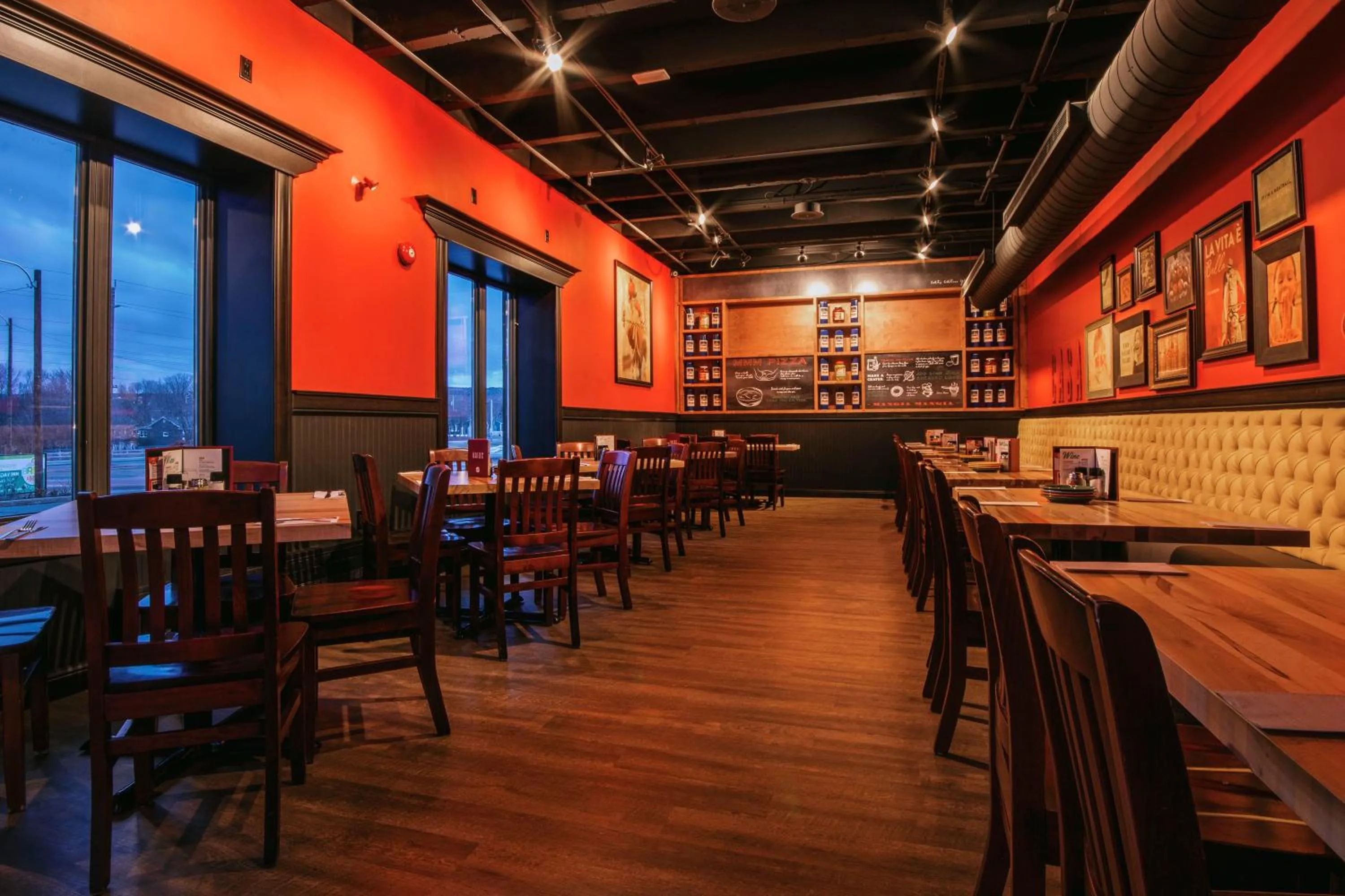 Restaurant/places to eat in Holiday Inn St Johns by IHG