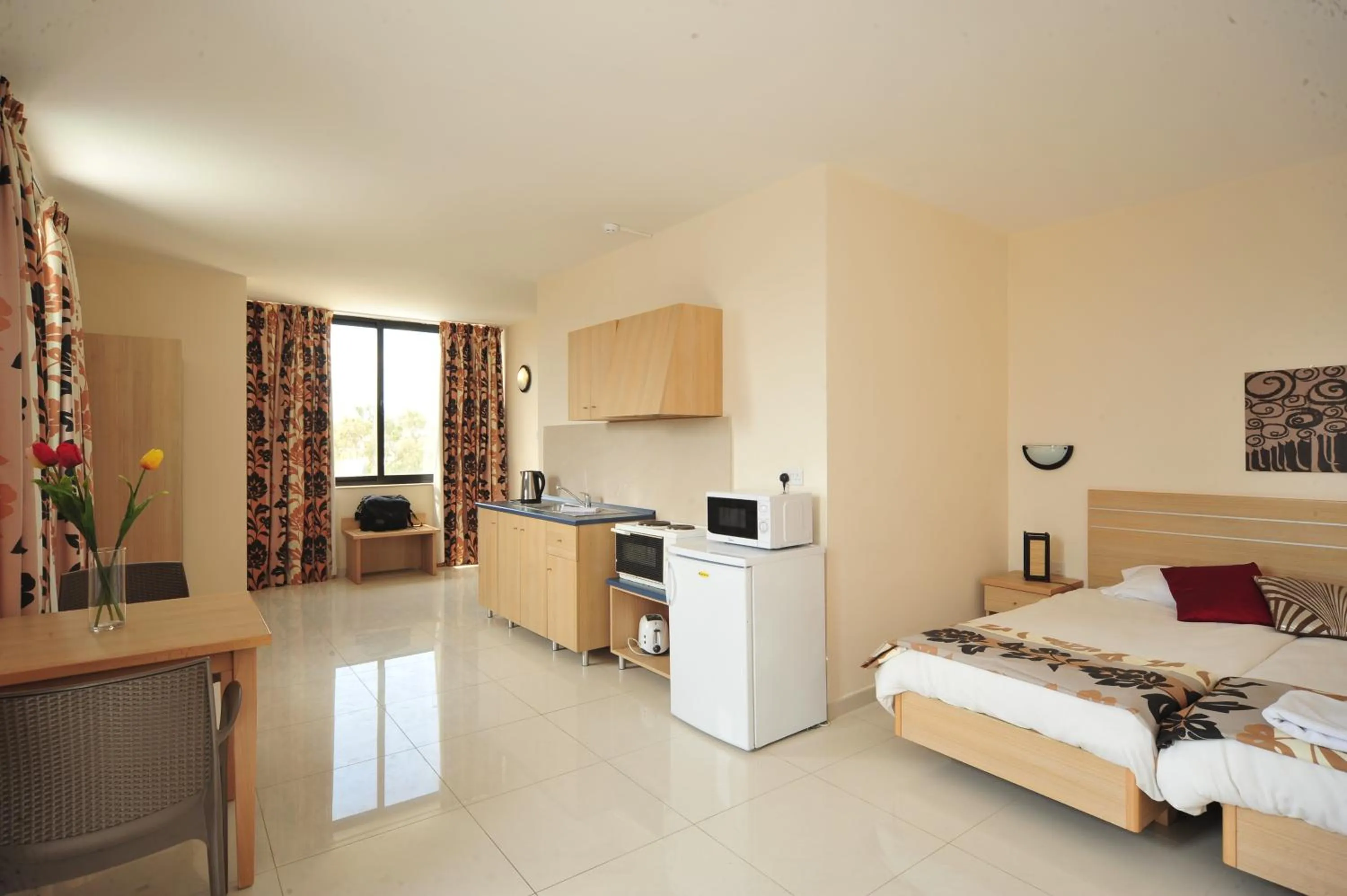 Bed in Dean Hamlet Hotel