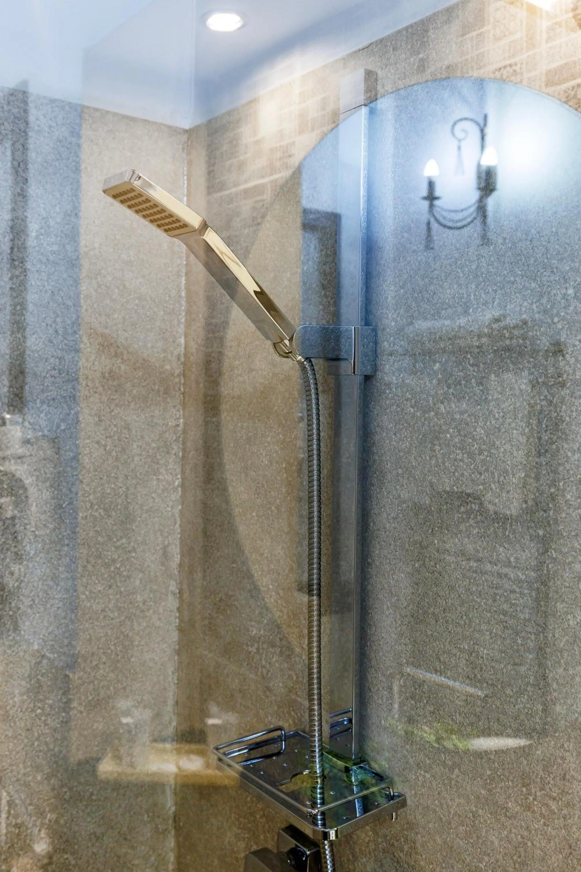 Shower in La Strada Boutique Villa