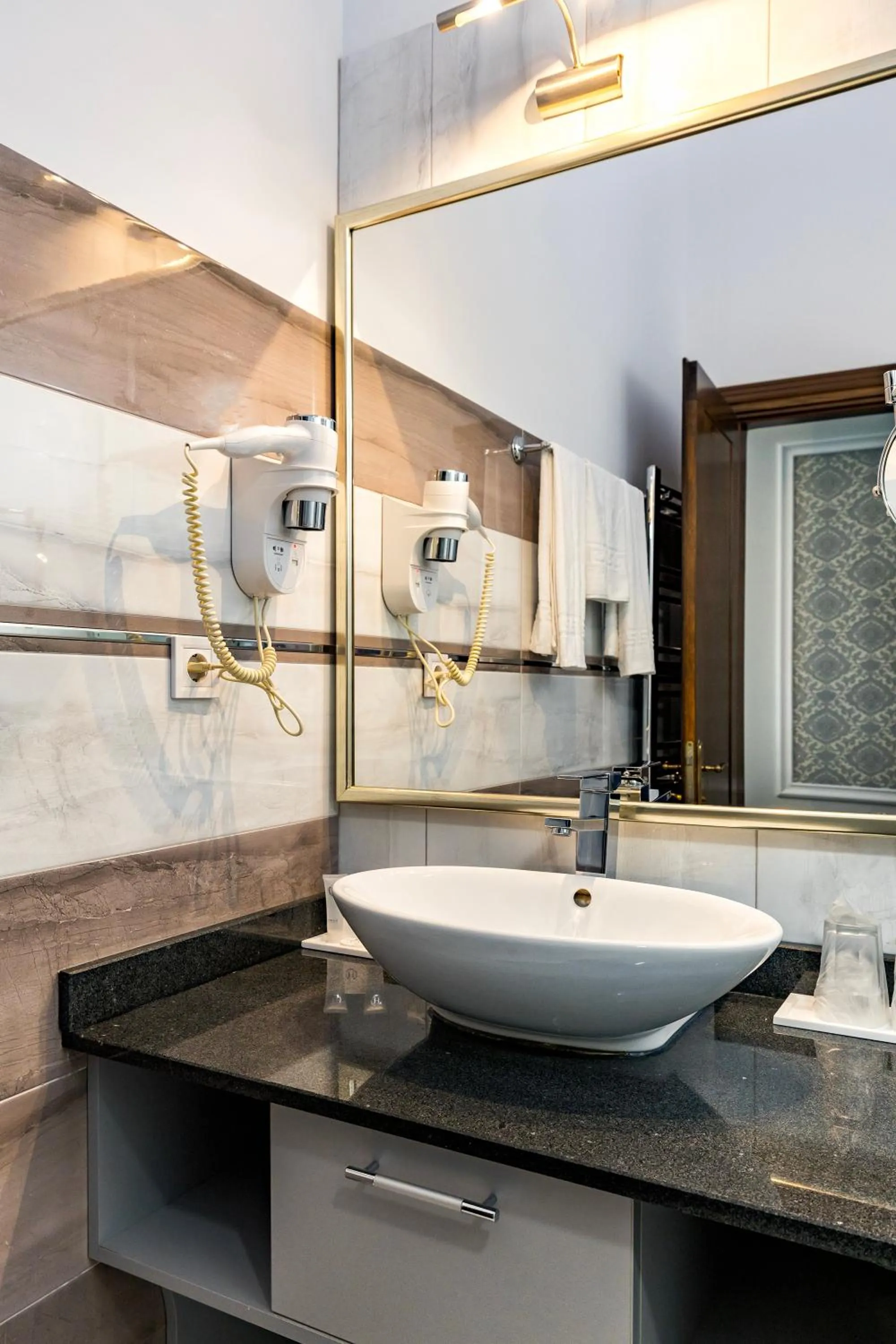 Bathroom in La Strada Boutique Villa