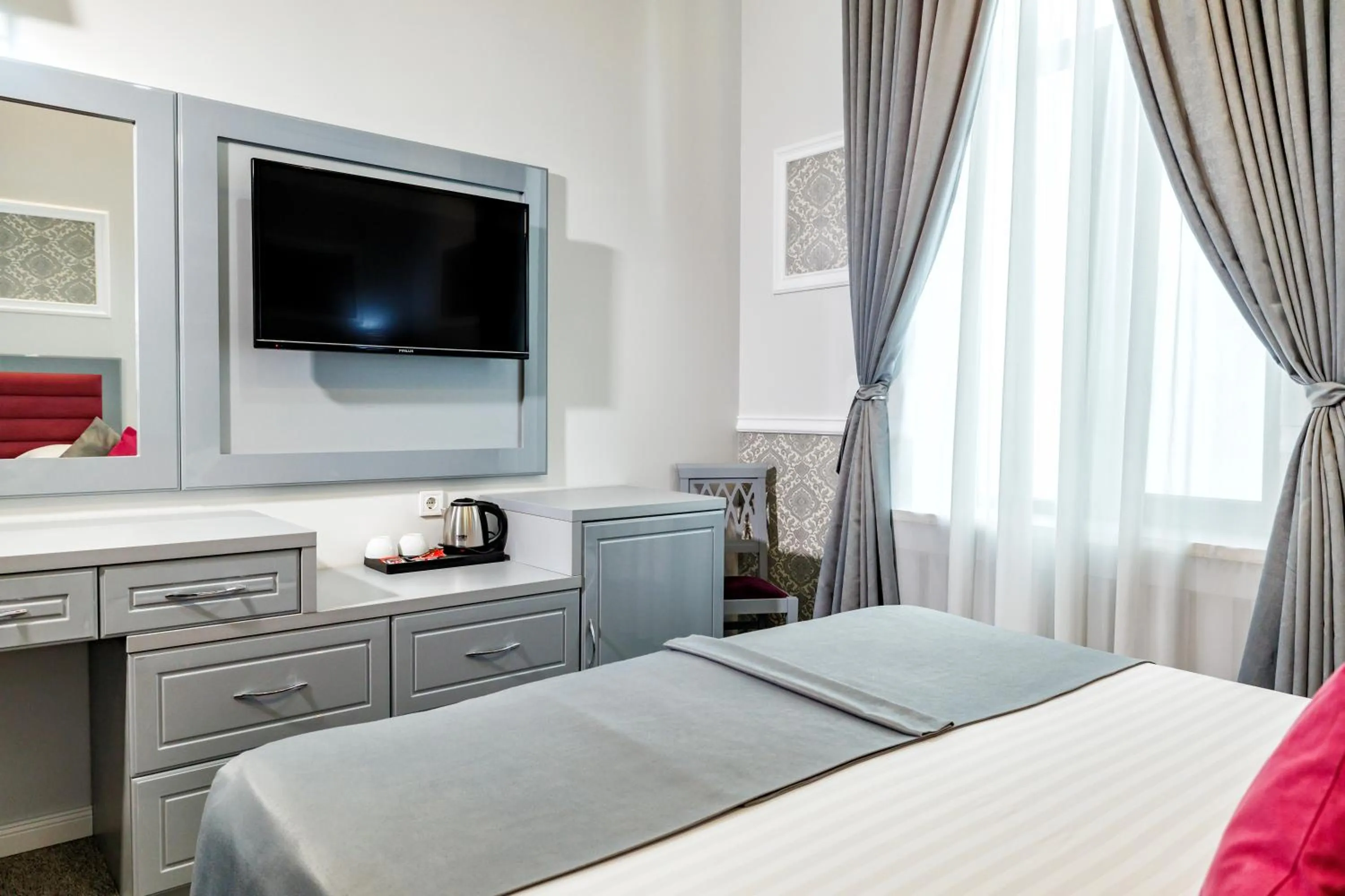 Bed in La Strada Boutique Villa