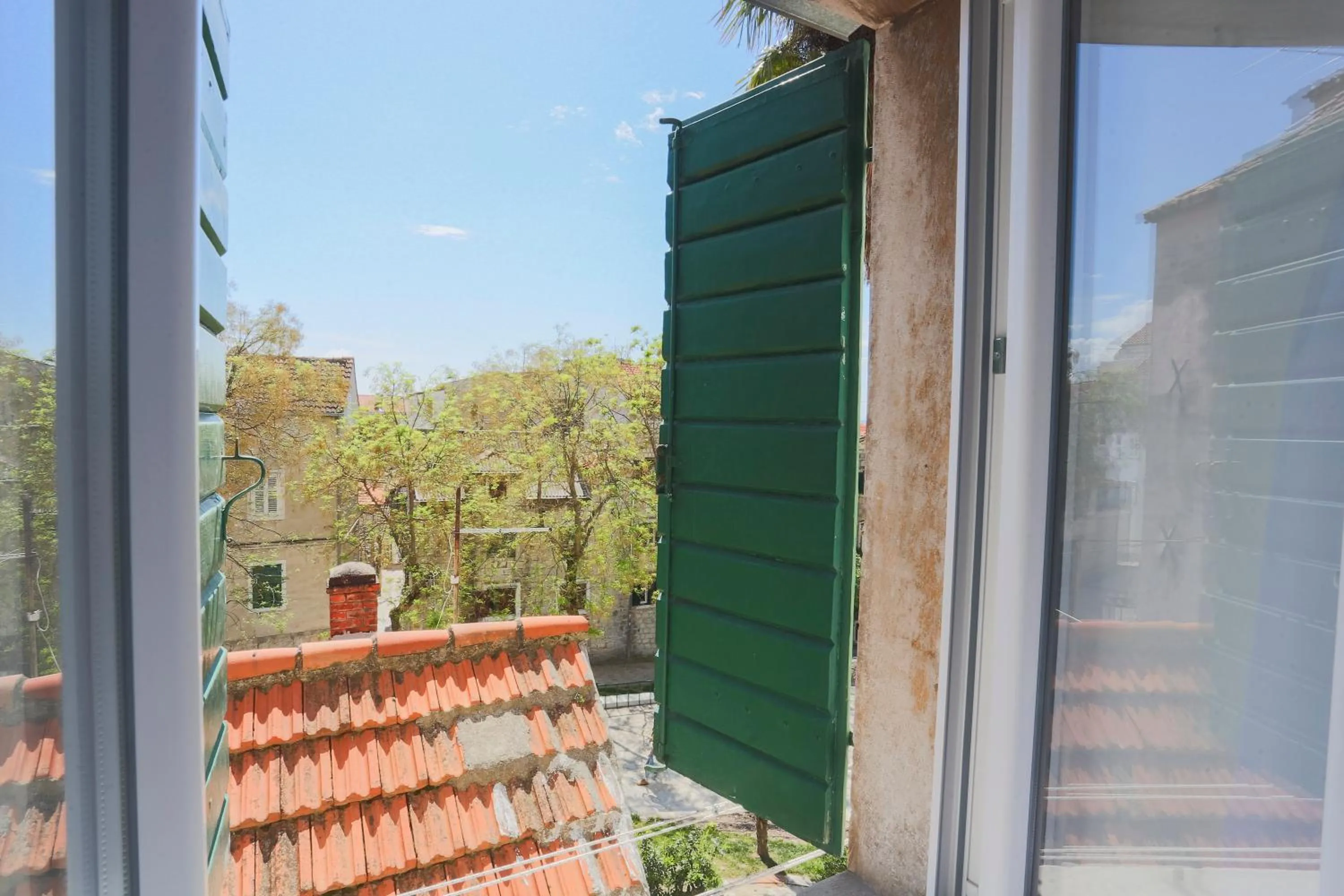 City view in Nirvana rooms Split