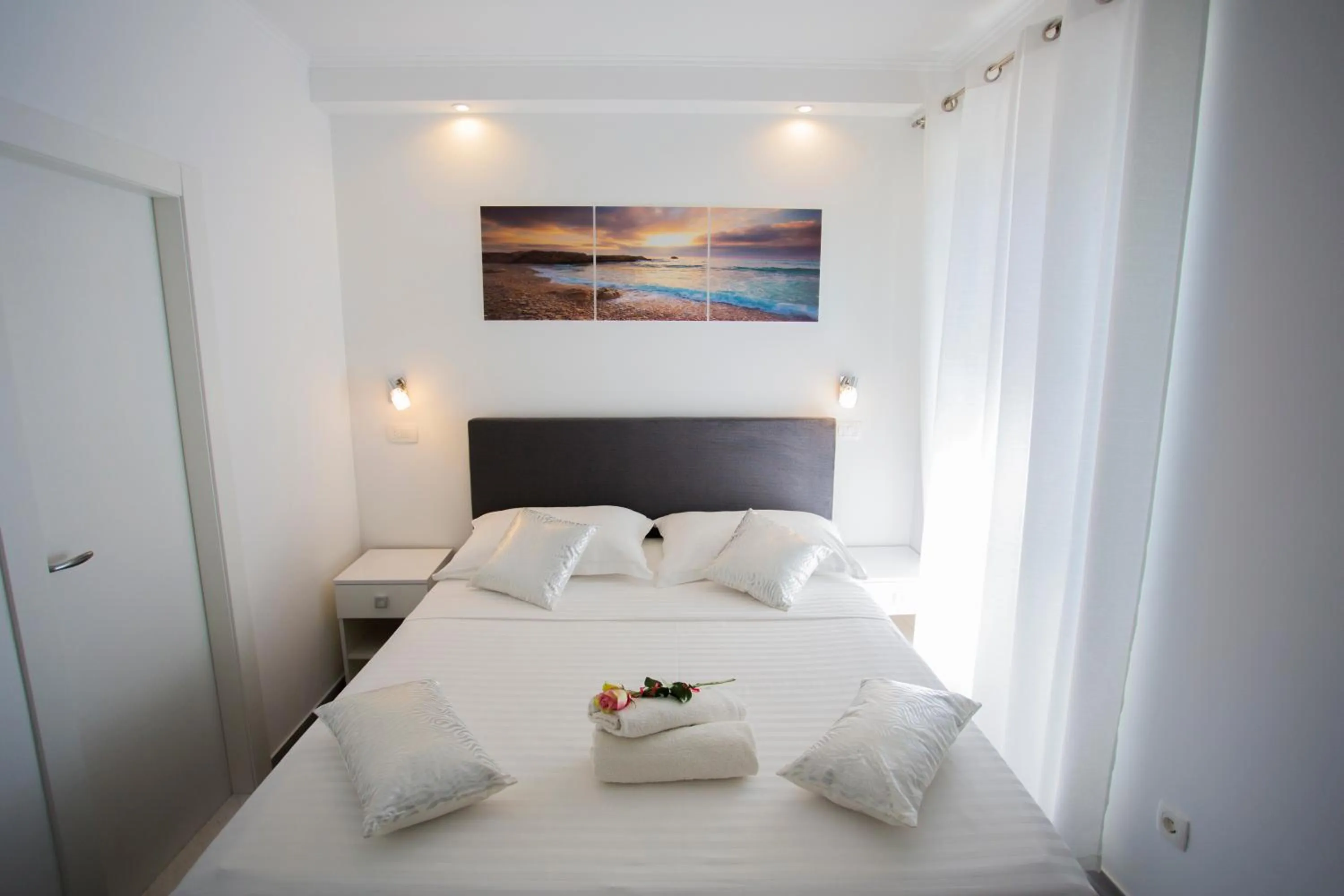 Bed in Nirvana rooms Split