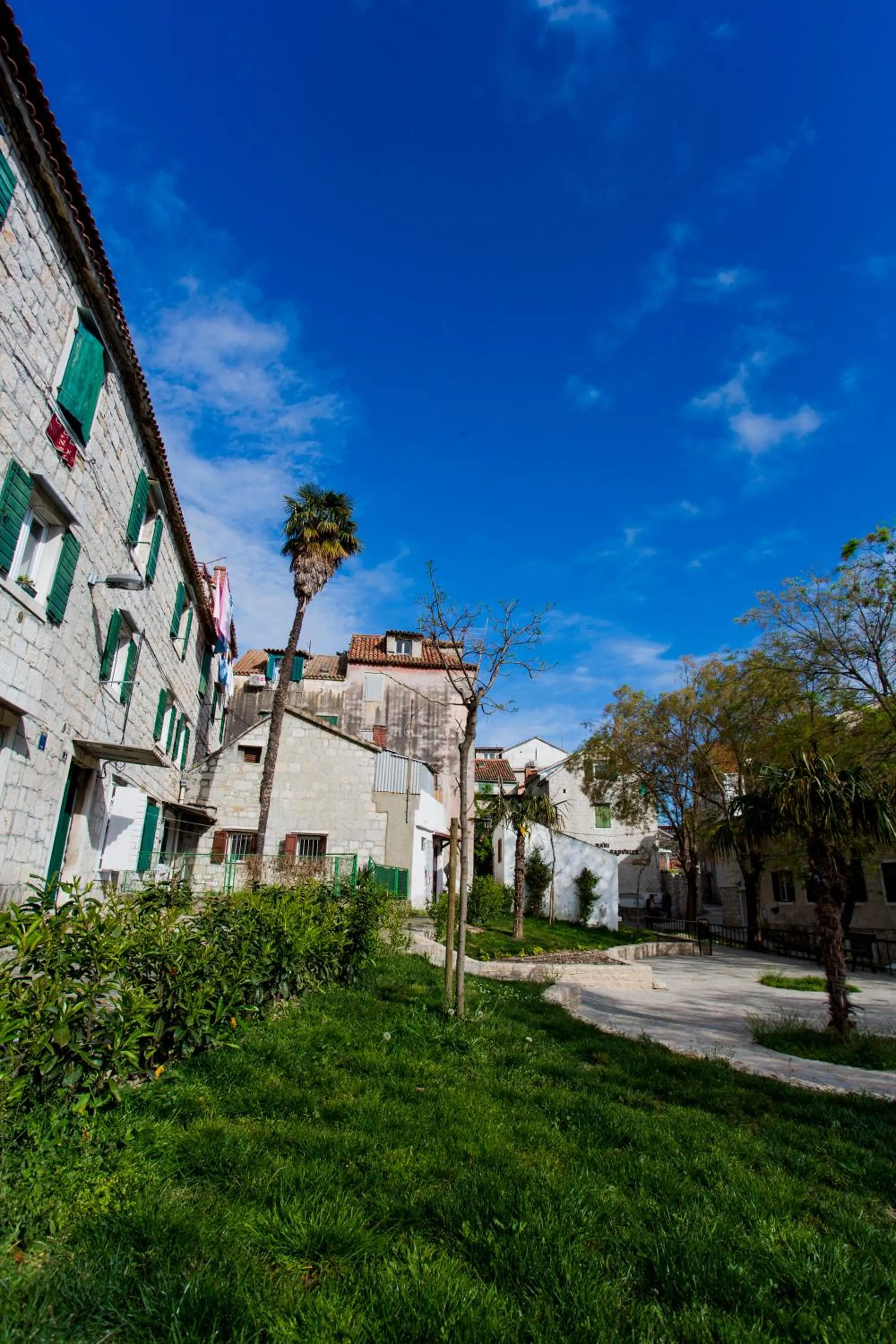 Property building in Nirvana rooms Split