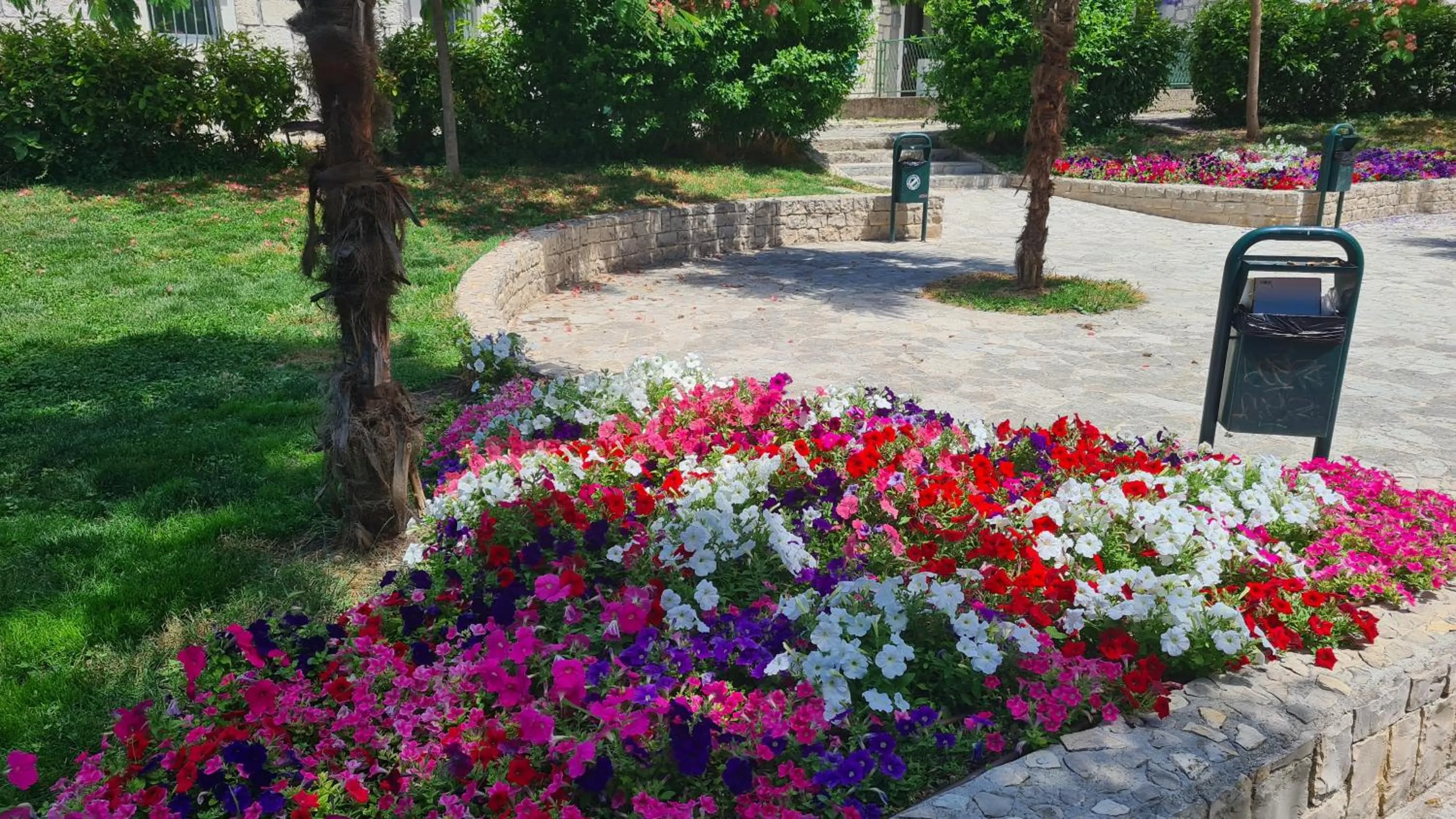 Patio in Nirvana rooms Split