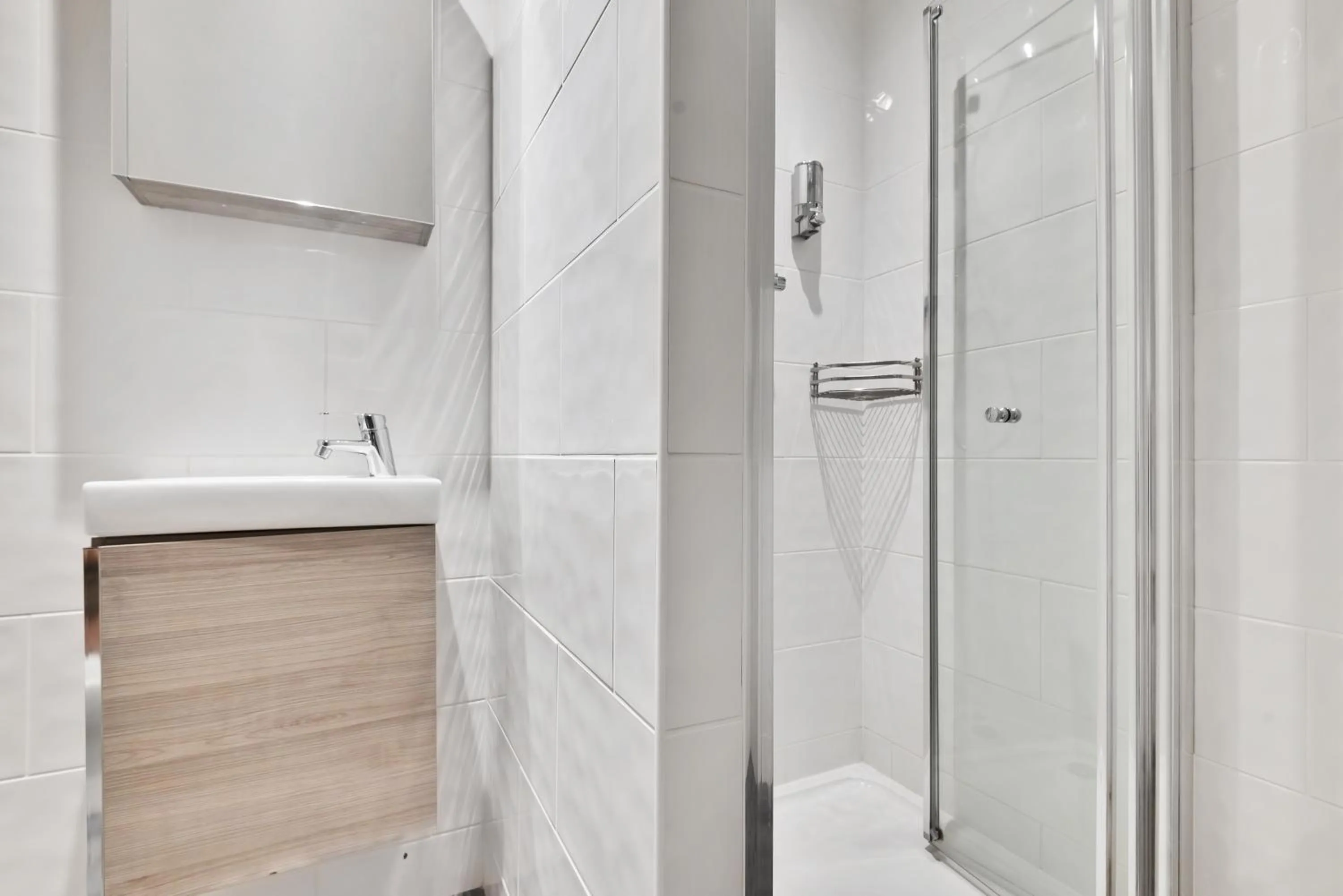 Hamble Retreat Studios and Lodge