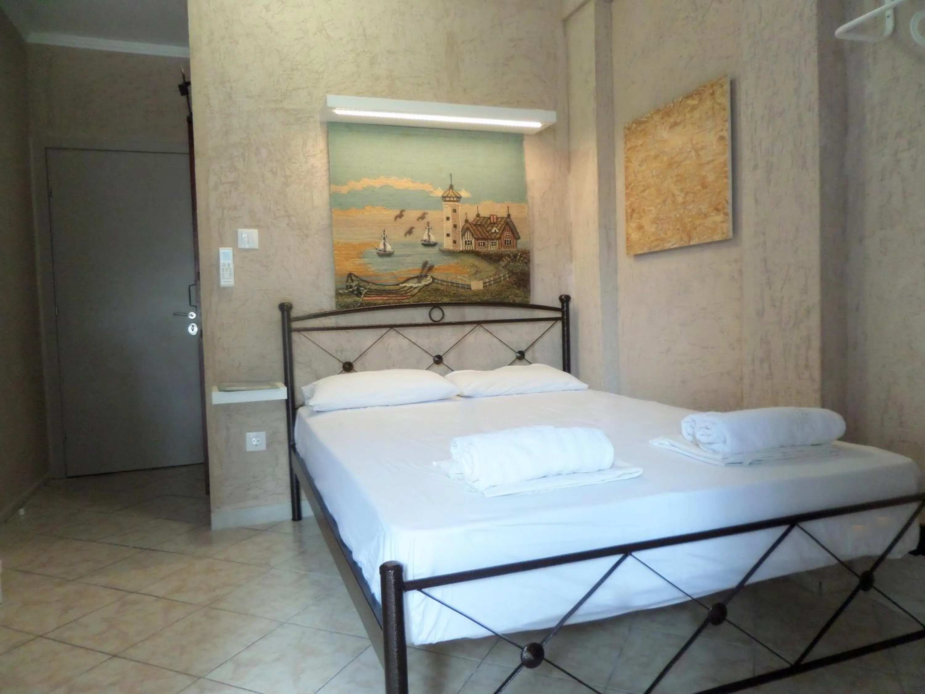 Photo of the whole room, Bed in Artemis Studios & Apartments