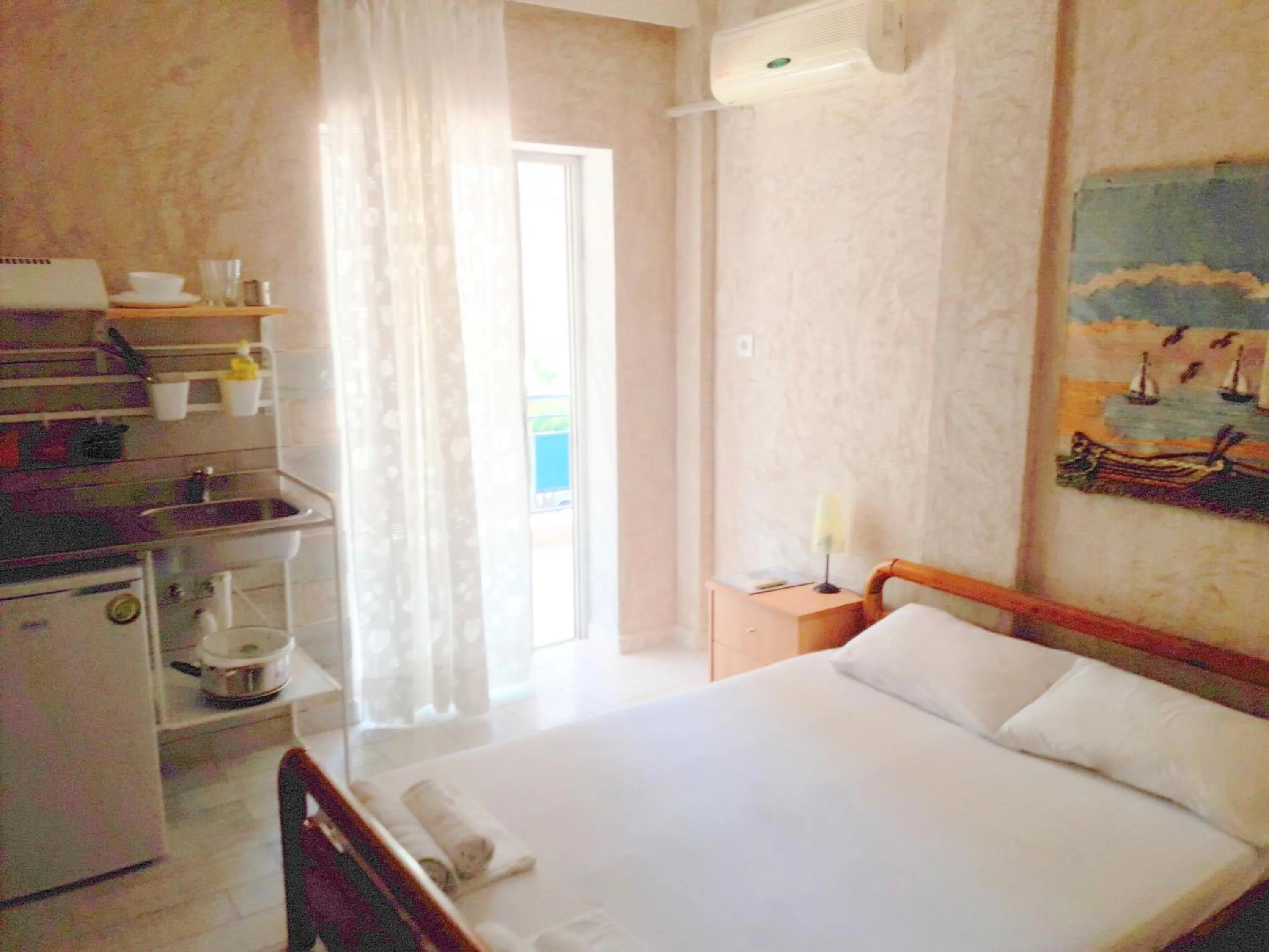 Photo of the whole room, Bed in Artemis Studios & Apartments