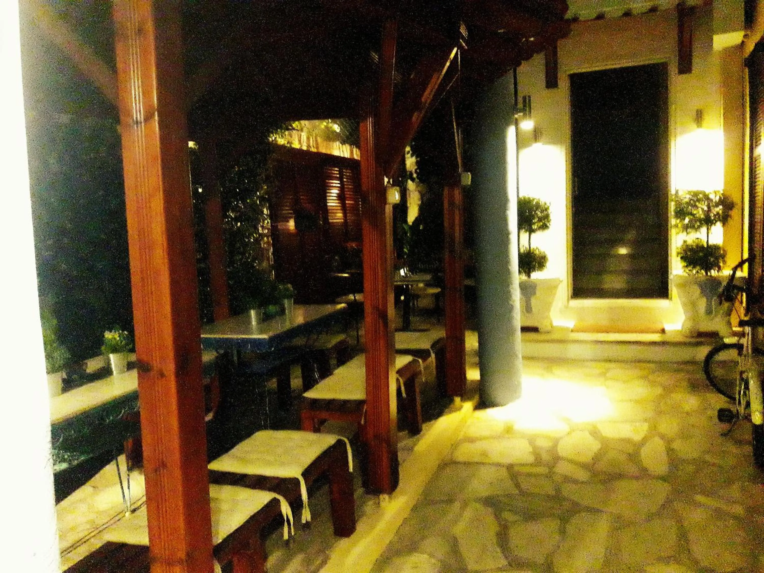 Garden in Artemis Studios & Apartments