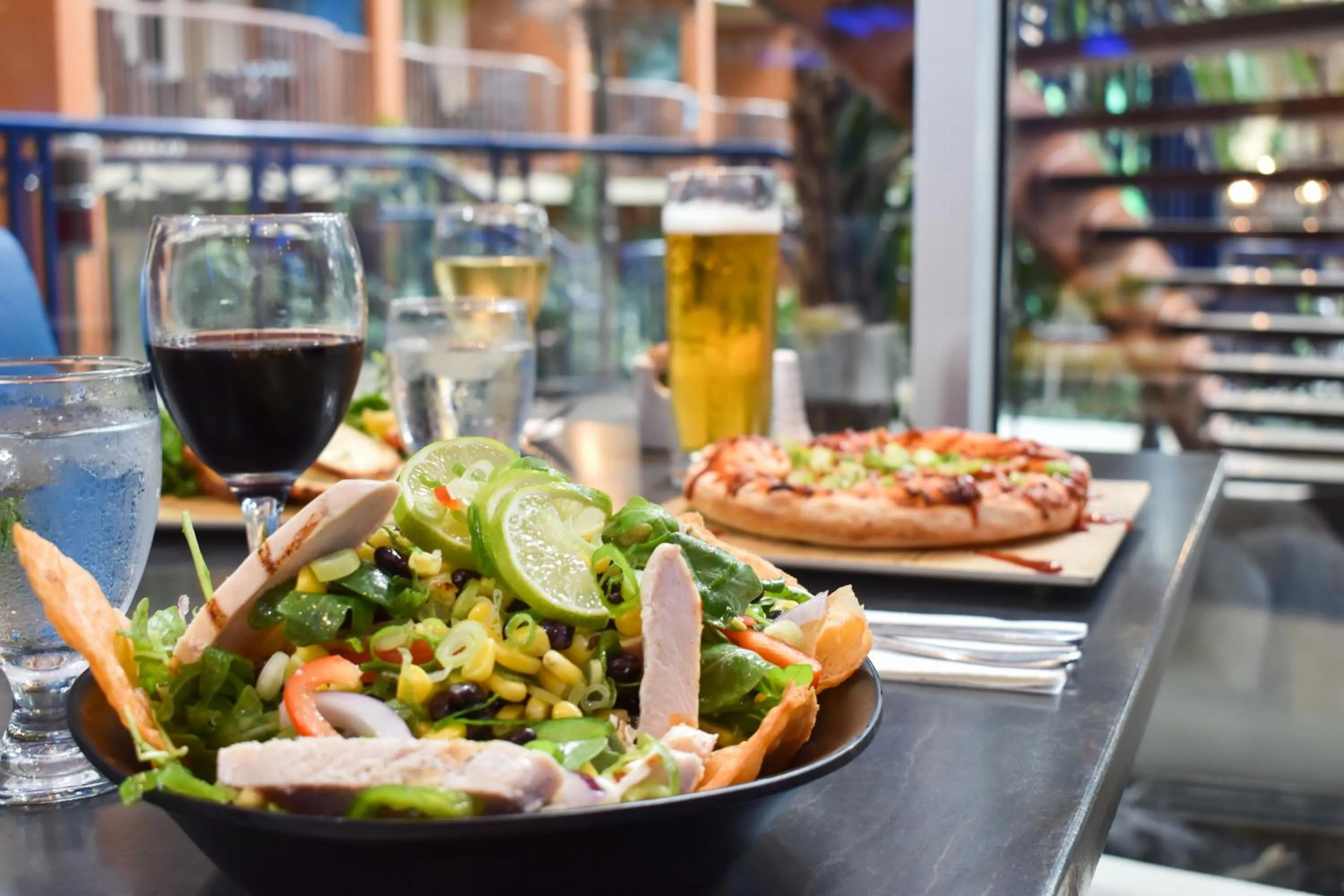 Restaurant/places to eat in L'Hôtel Québec par JARO