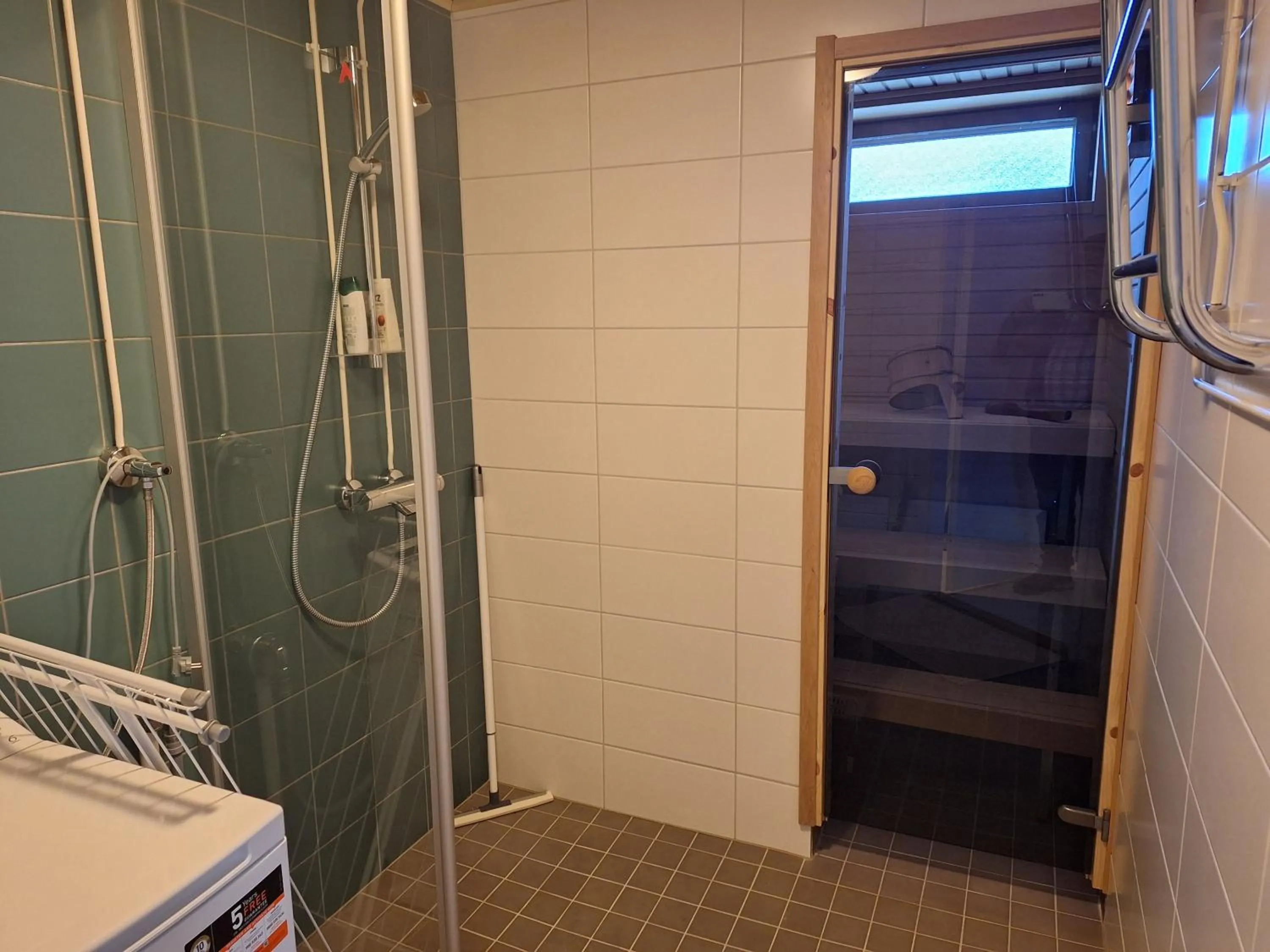 Shower in Hotelli Pogostan Hovi