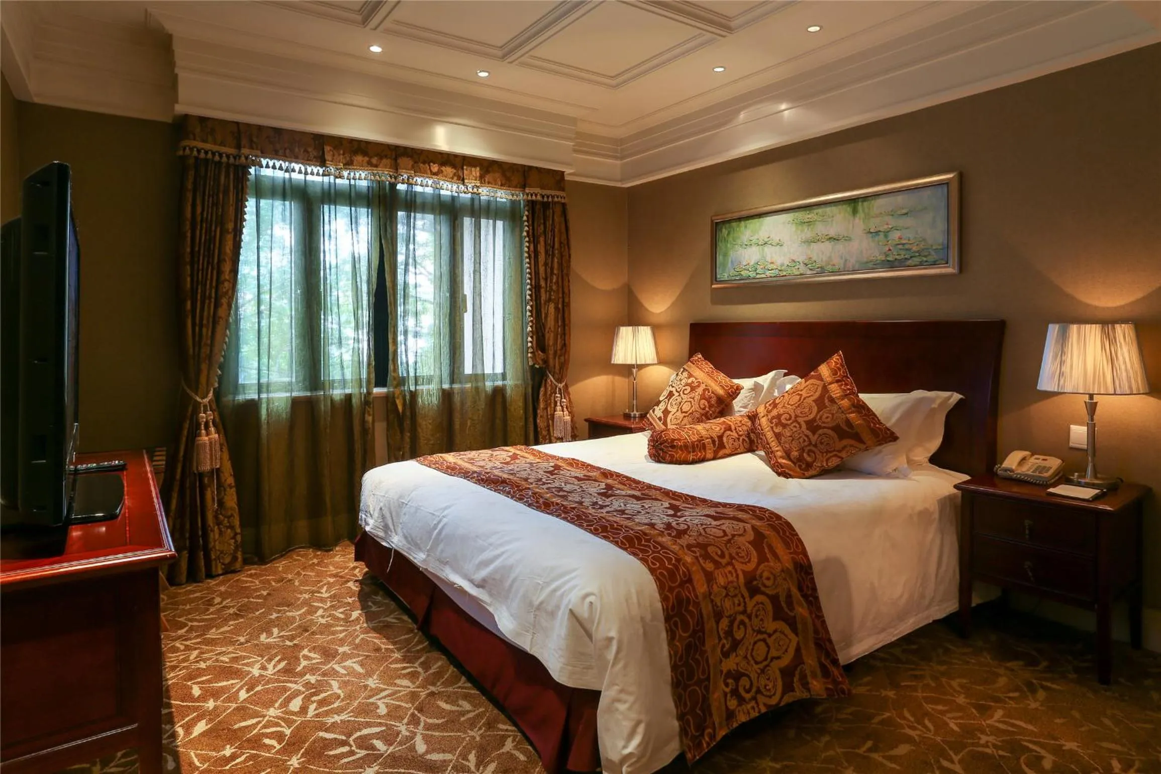 Photo of the whole room, Bed in Shanghai Moller Villa Hotel