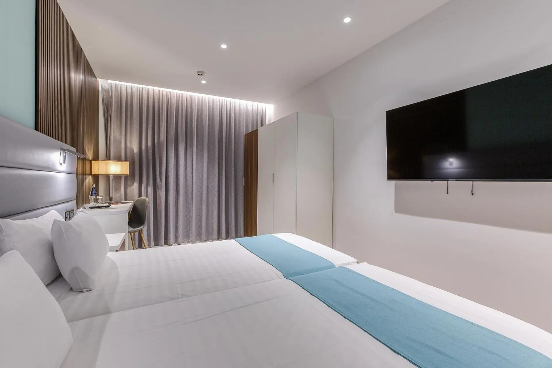 Bed in Solana Hotel & Spa