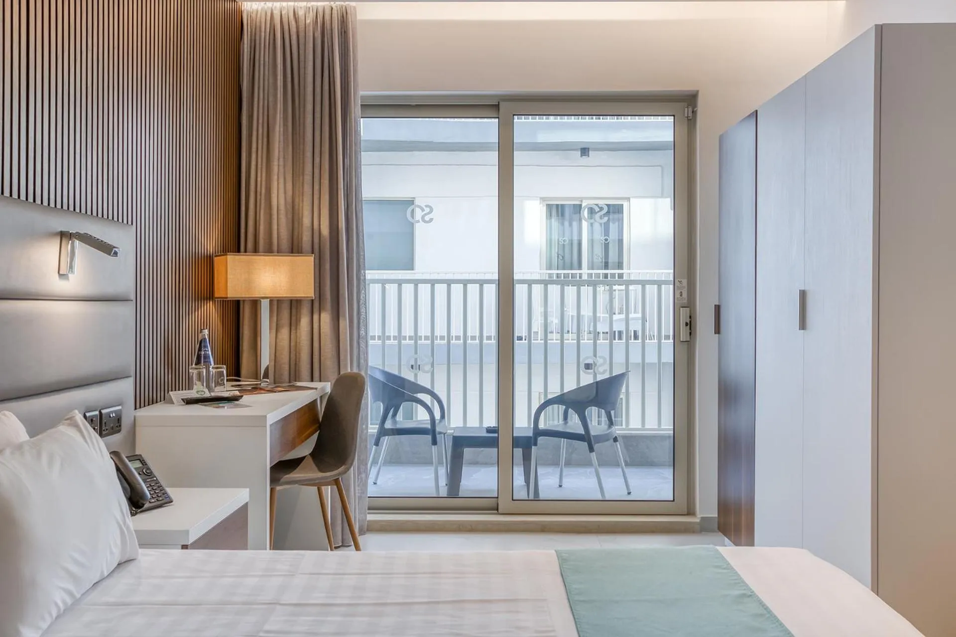 View (from property/room), Bed in Solana Hotel & Spa