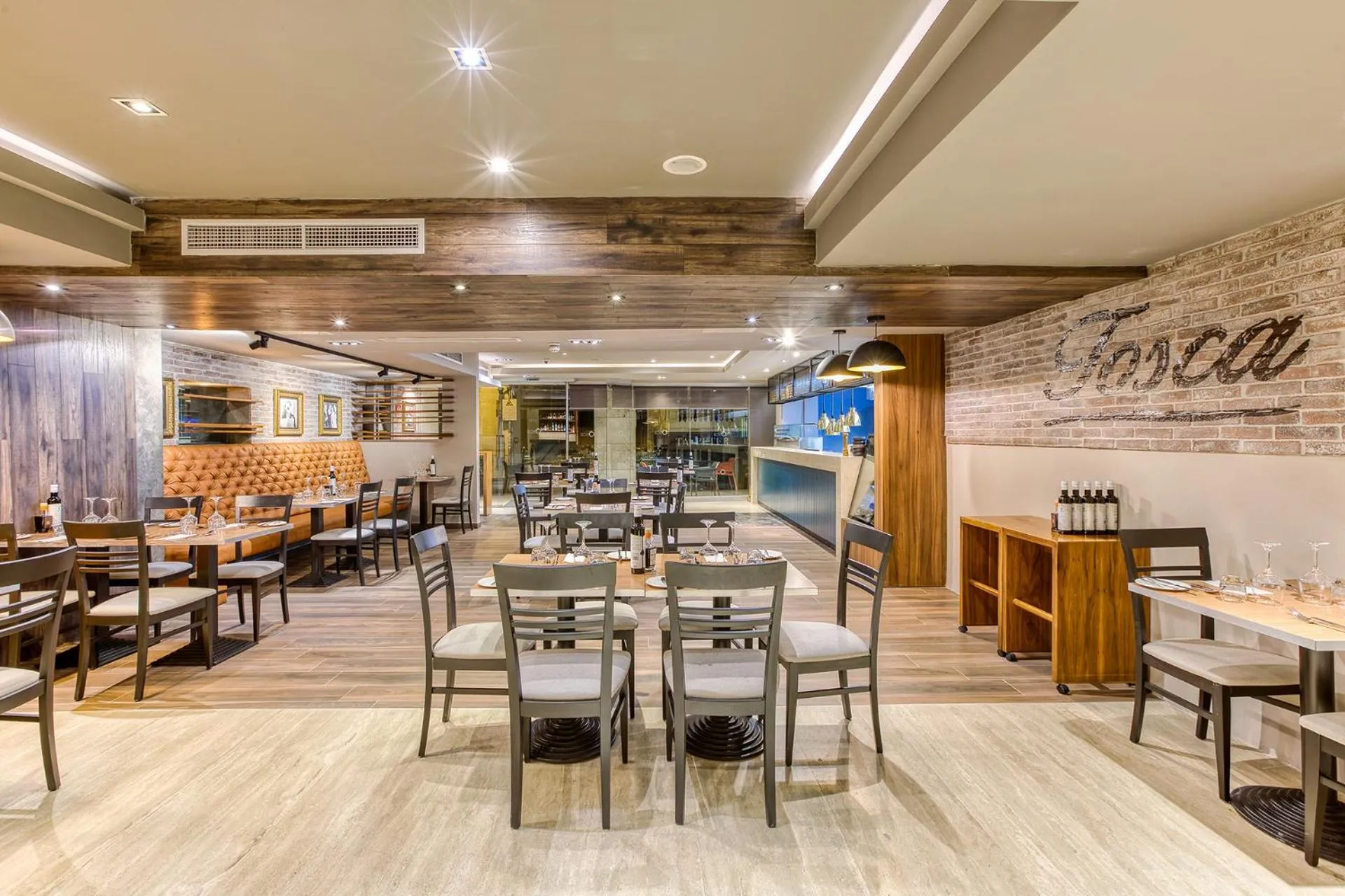 Restaurant/places to eat in Solana Hotel & Spa