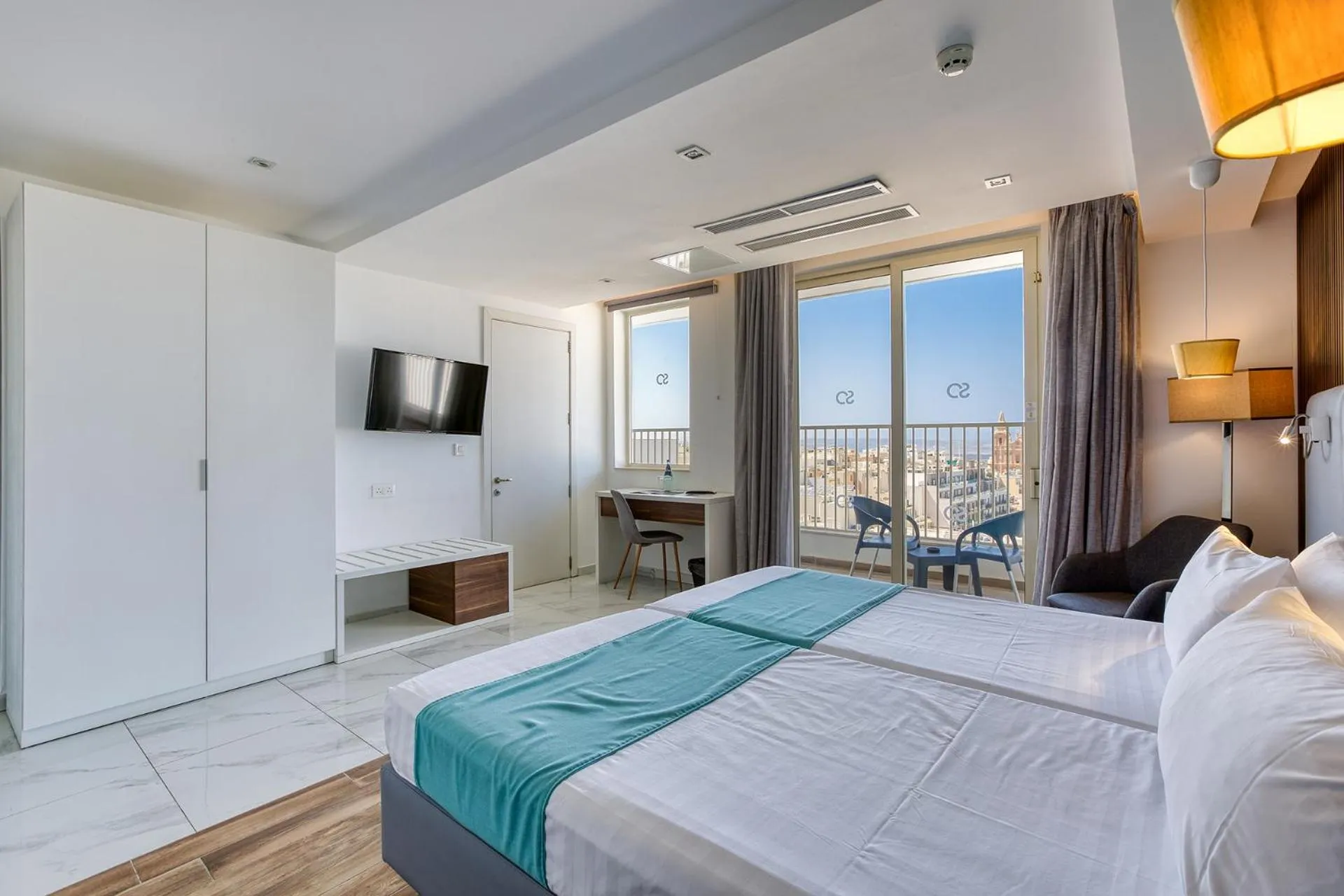 Bed in Solana Hotel & Spa