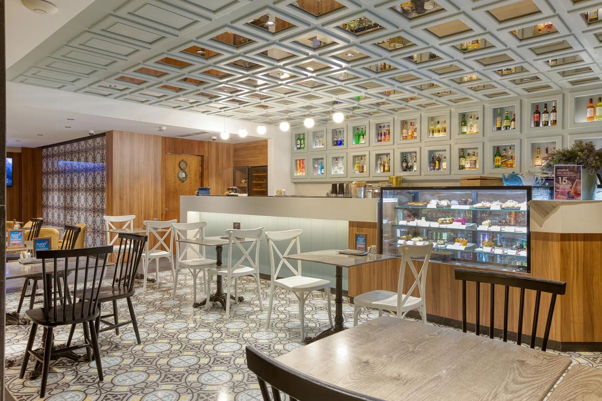 Restaurant/places to eat in Solana Hotel & Spa