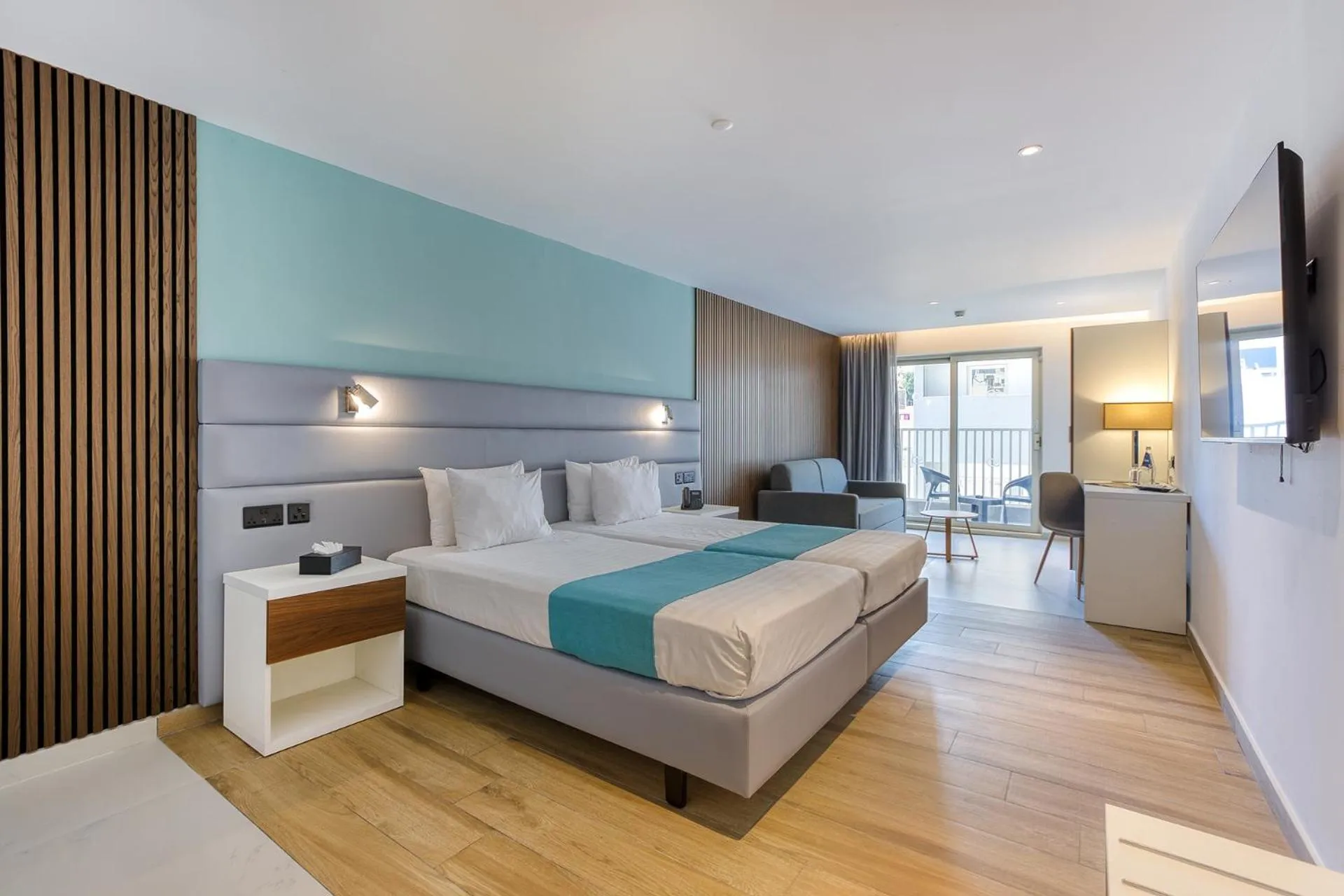 Bed in Solana Hotel & Spa