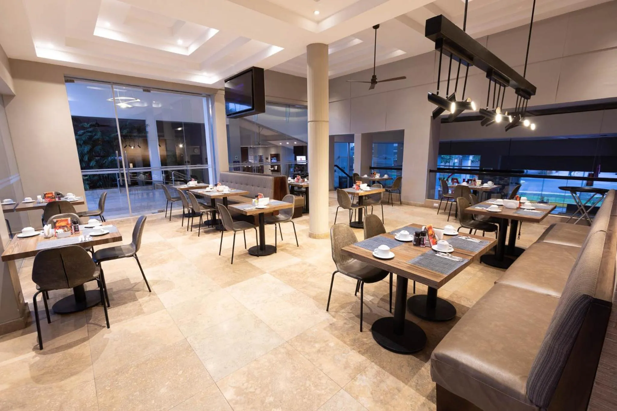 Restaurant/places to eat in Casa Andina Standard Piura