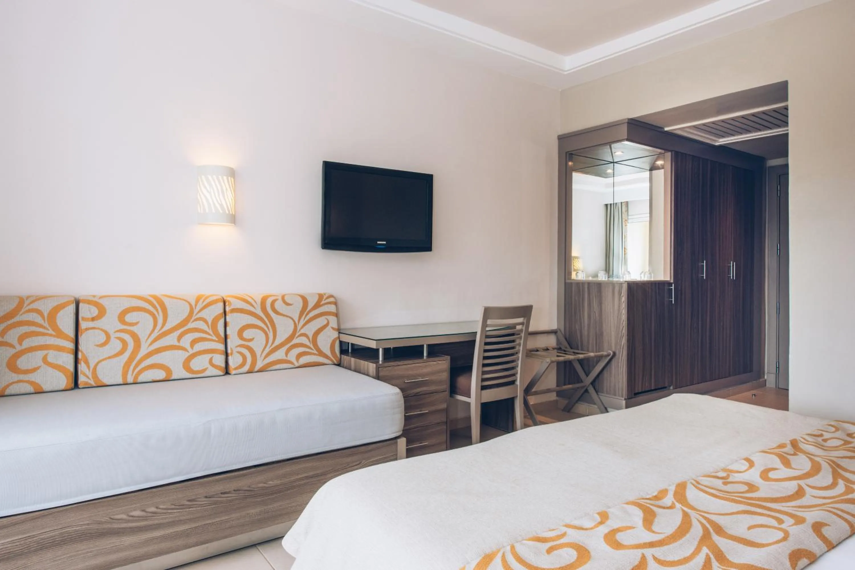 Bedroom, Bed in Iberostar Waves Mehari Djerba