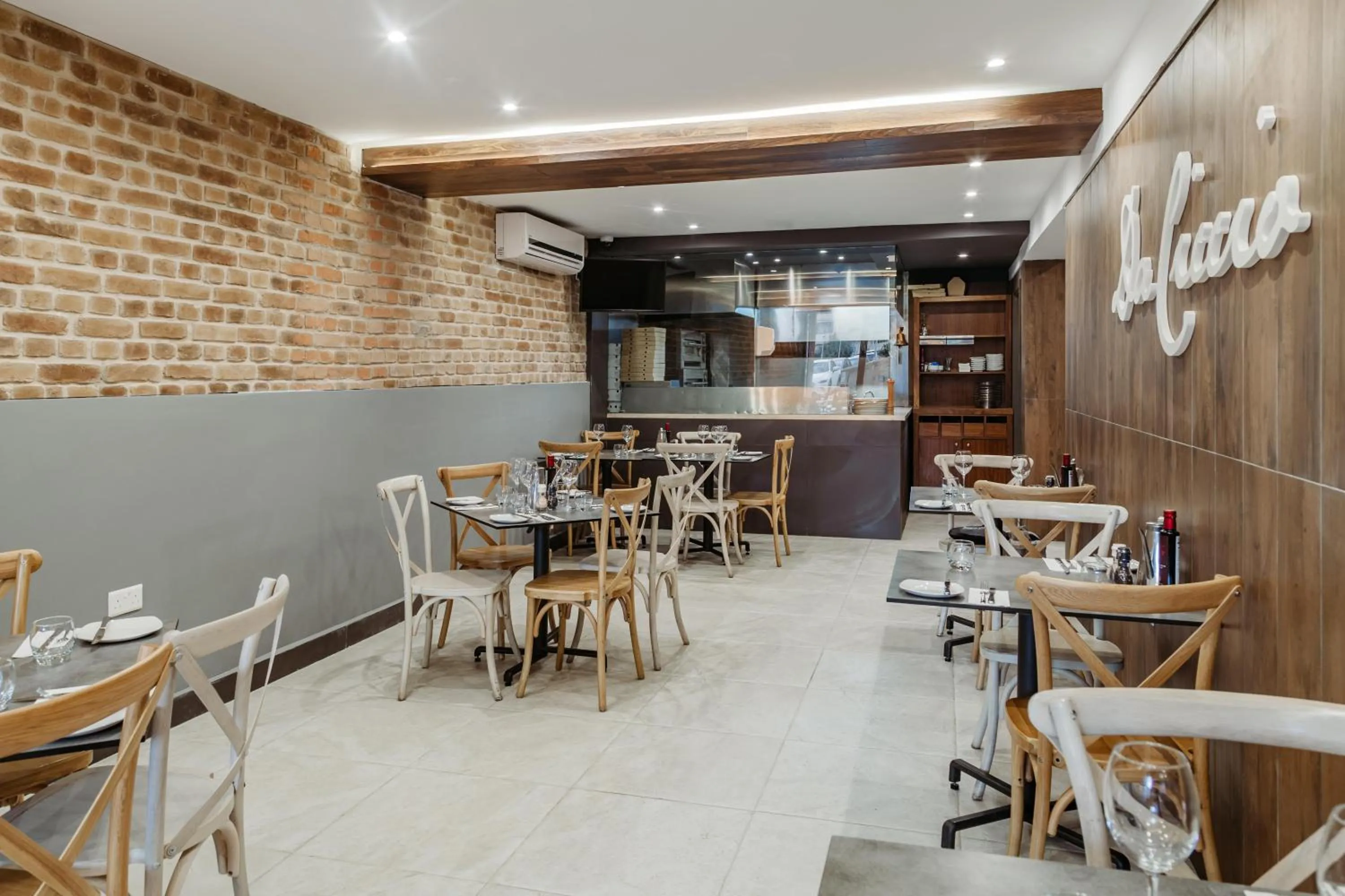 Restaurant/places to eat in Pergola Hotel & Spa