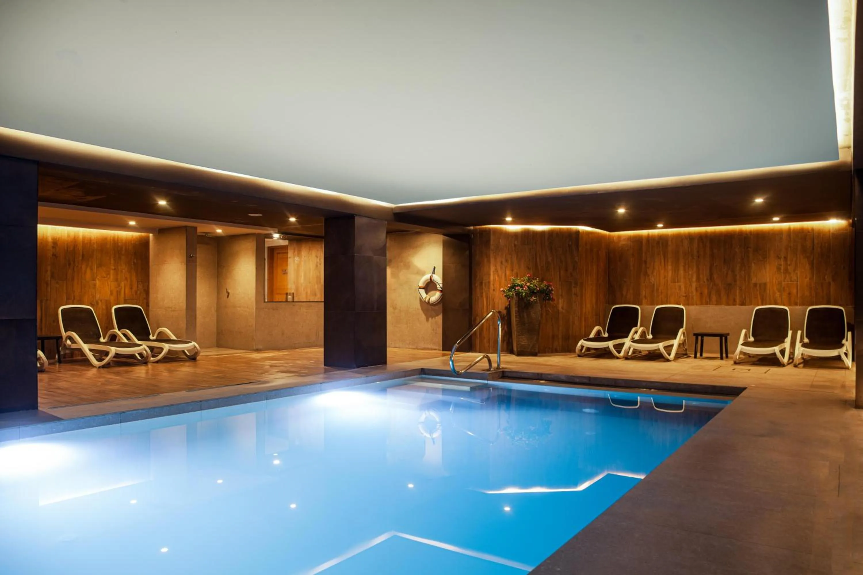 Swimming pool in Pergola Hotel & Spa