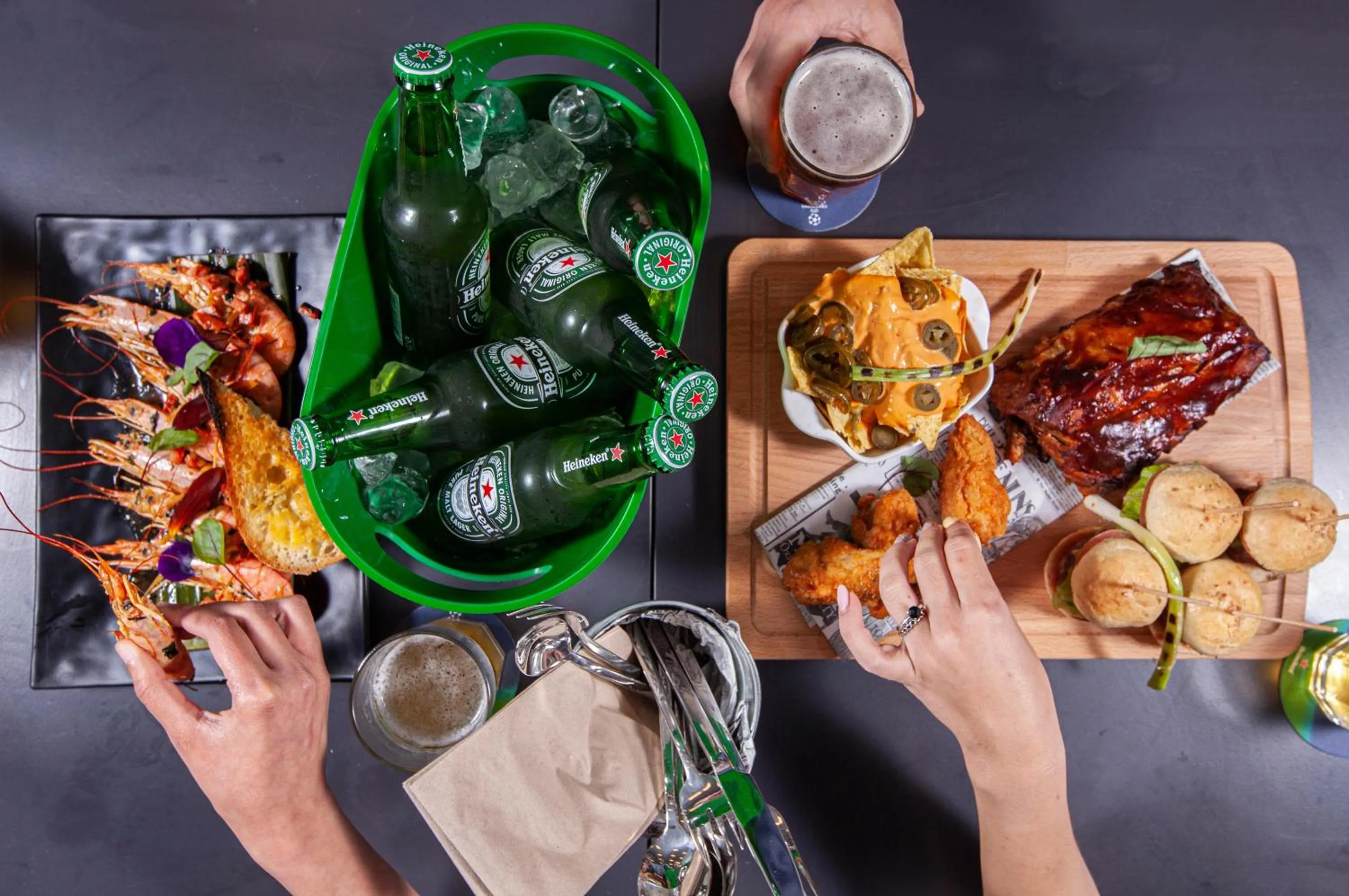 Lounge or bar in Pergola Hotel & Spa