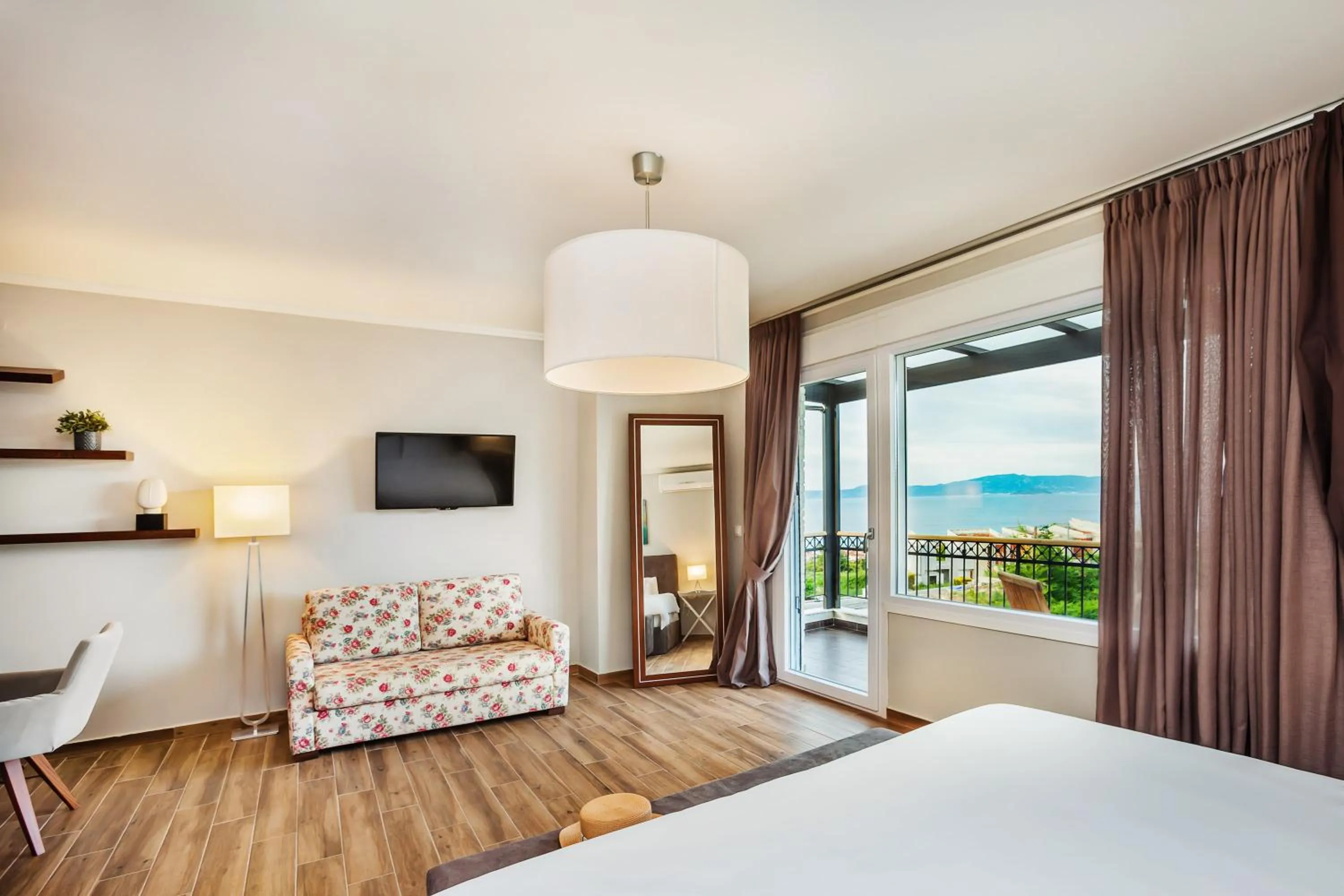 Bedroom in Sunny Villas Resort & Spa