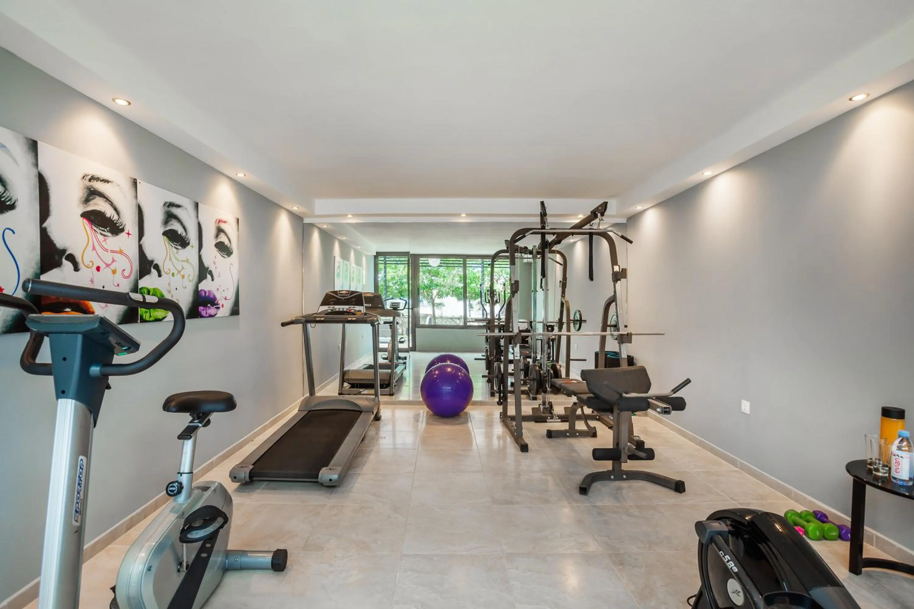 Fitness centre/facilities in Sunny Villas Resort & Spa