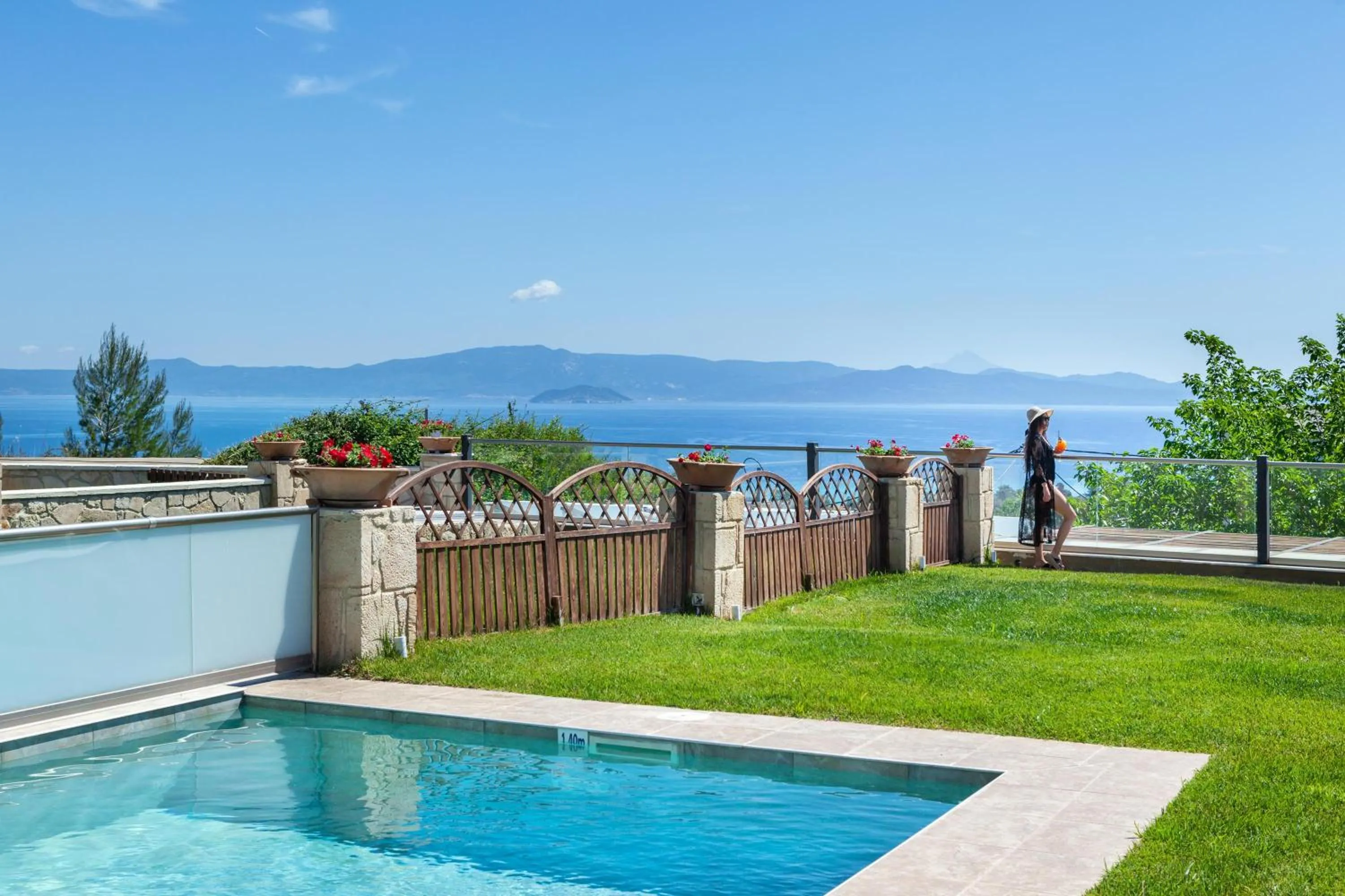 Garden in Sunny Villas Resort & Spa